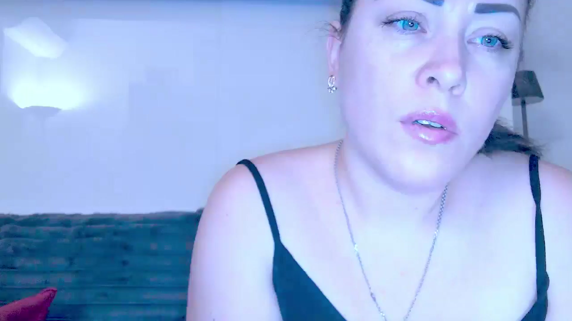 Gallery image thumbnail from Mrsfoxy's myfreecams stream on, 01/16/2026, 16:21 image 19 of 20