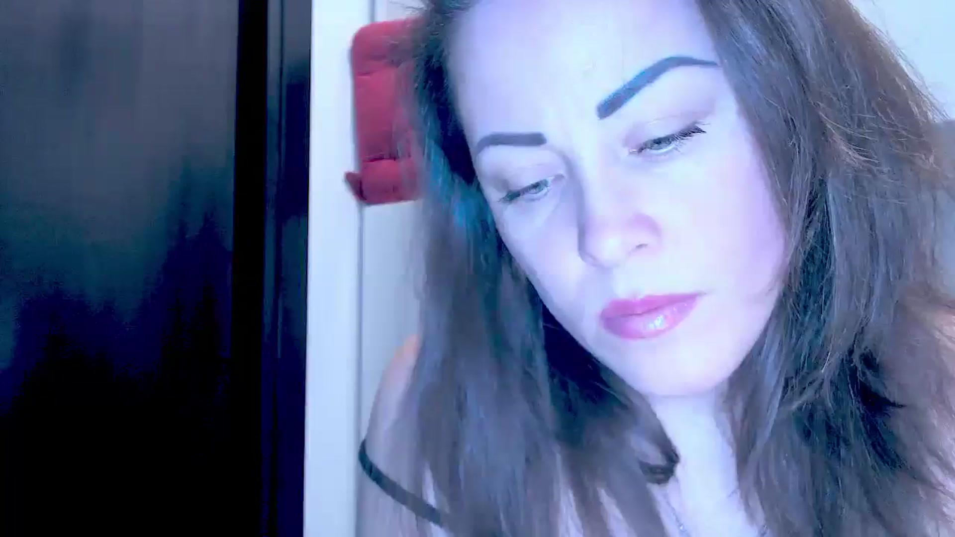 Gallery image thumbnail from Mrsfoxy's myfreecams stream on, 01/21/2026, 16:33 image 2 of 20