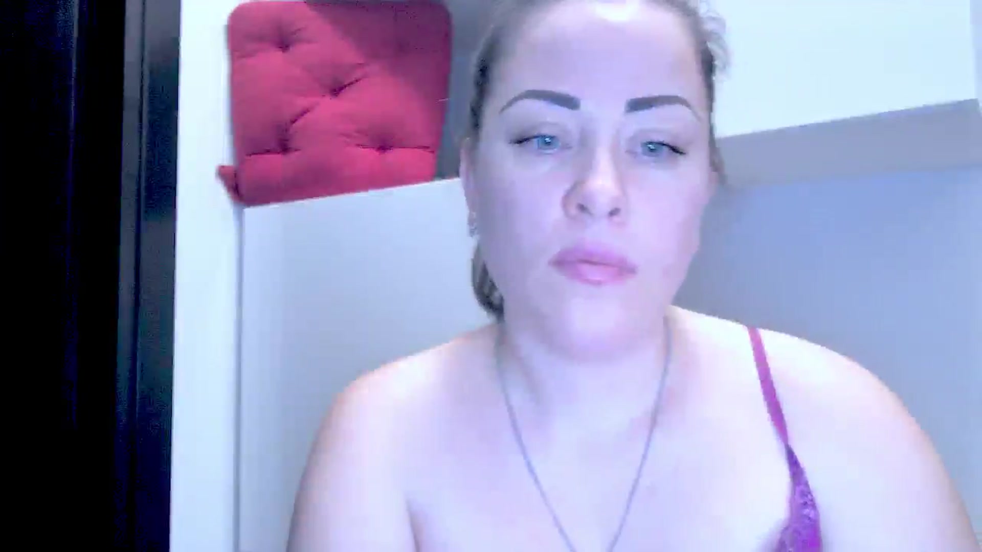 Gallery image thumbnail from Mrsfoxy's myfreecams stream on, 01/23/2026, 16:31 image 19 of 20