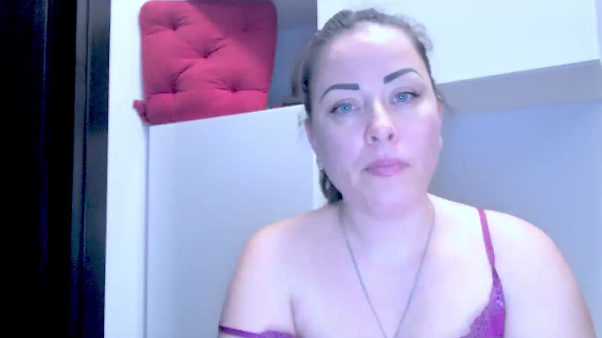 Gallery image thumbnail from Mrsfoxy's myfreecams stream on, 01/23/2026, 16:31 image 7 of 20