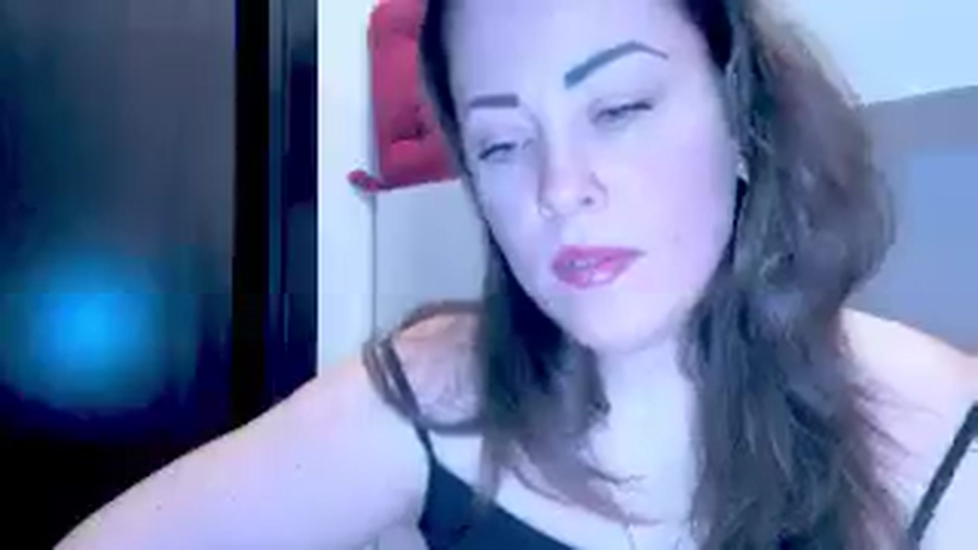 Gallery image thumbnail from Mrsfoxy's myfreecams stream on, 01/26/2026, 16:44 image 6 of 20