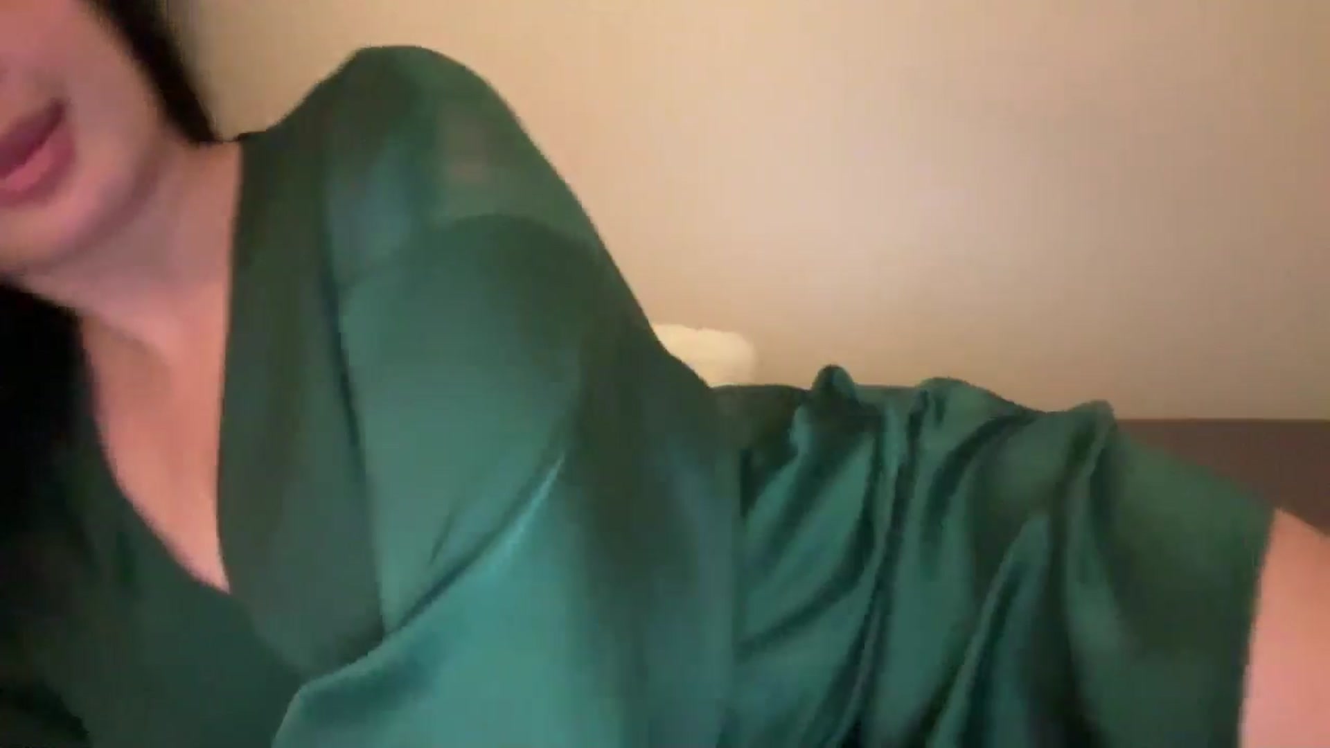 Gallery image thumbnail from MsAkira's myfreecams stream on, 08/20/2024, 04:00 image 10 of 20