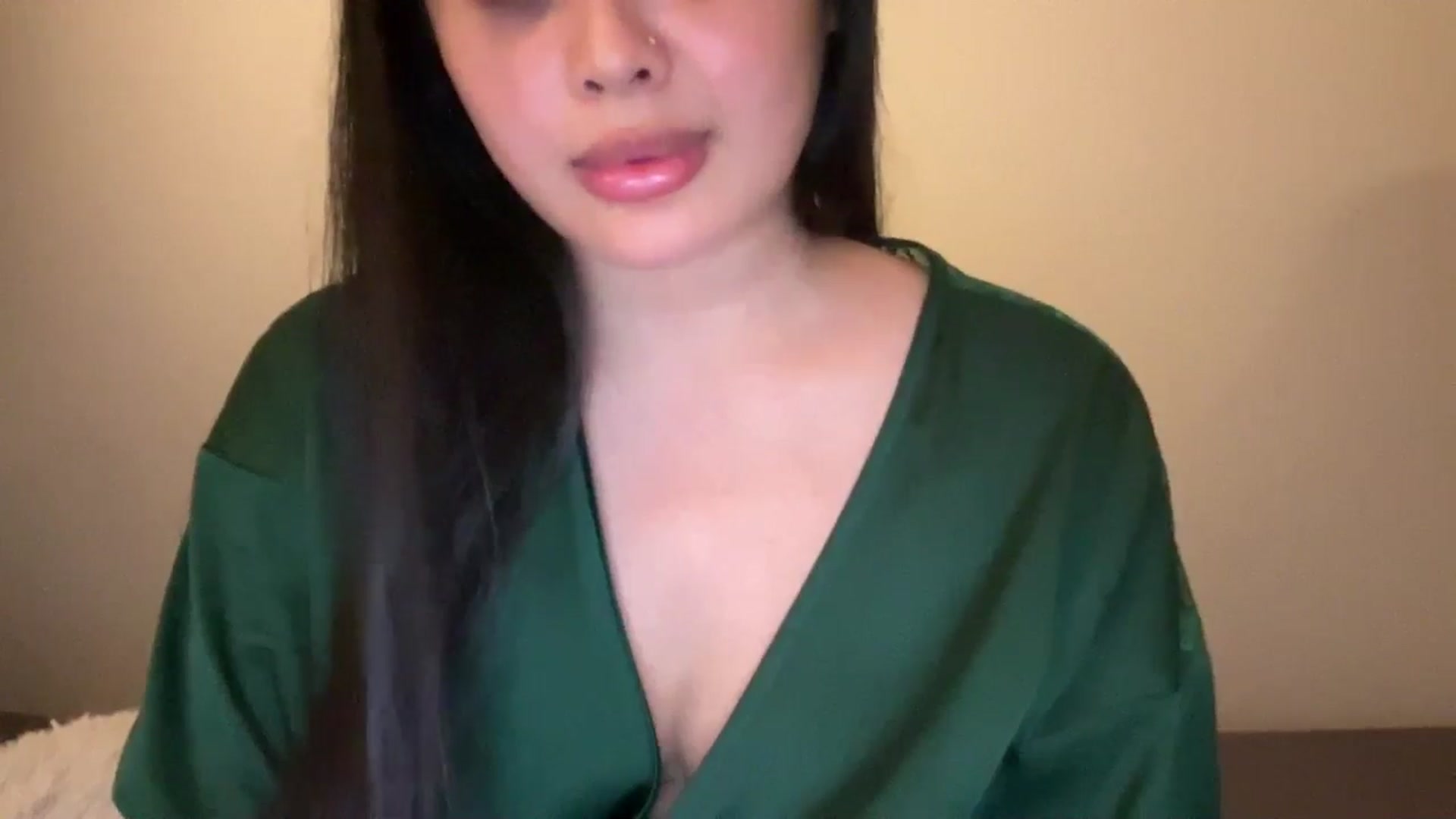 Gallery image thumbnail from MsAkira's myfreecams stream on, 08/20/2024, 04:00 image 8 of 20