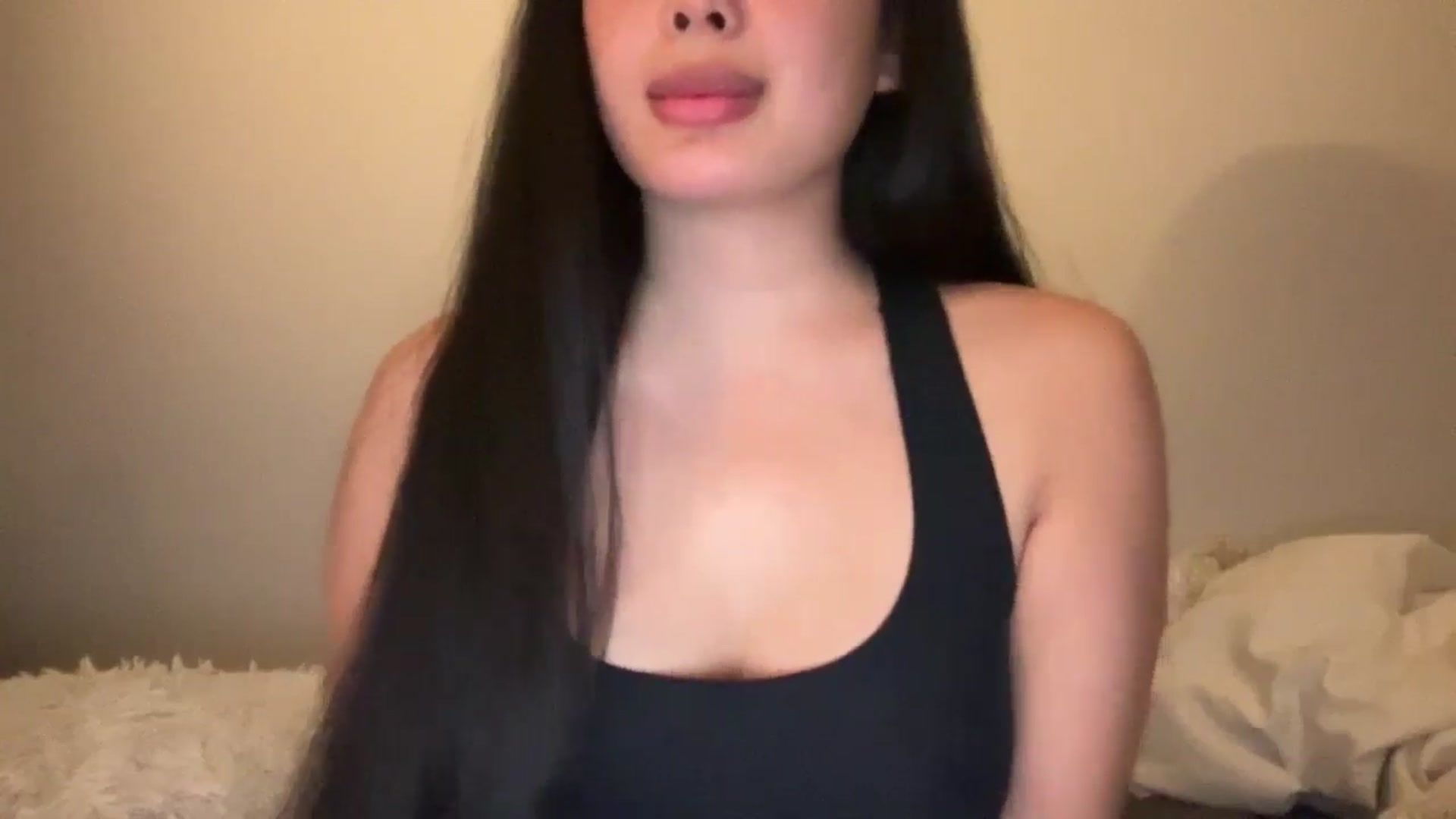 Gallery image thumbnail from MsAkira's myfreecams stream on, 08/29/2024, 02:16 image 16 of 20