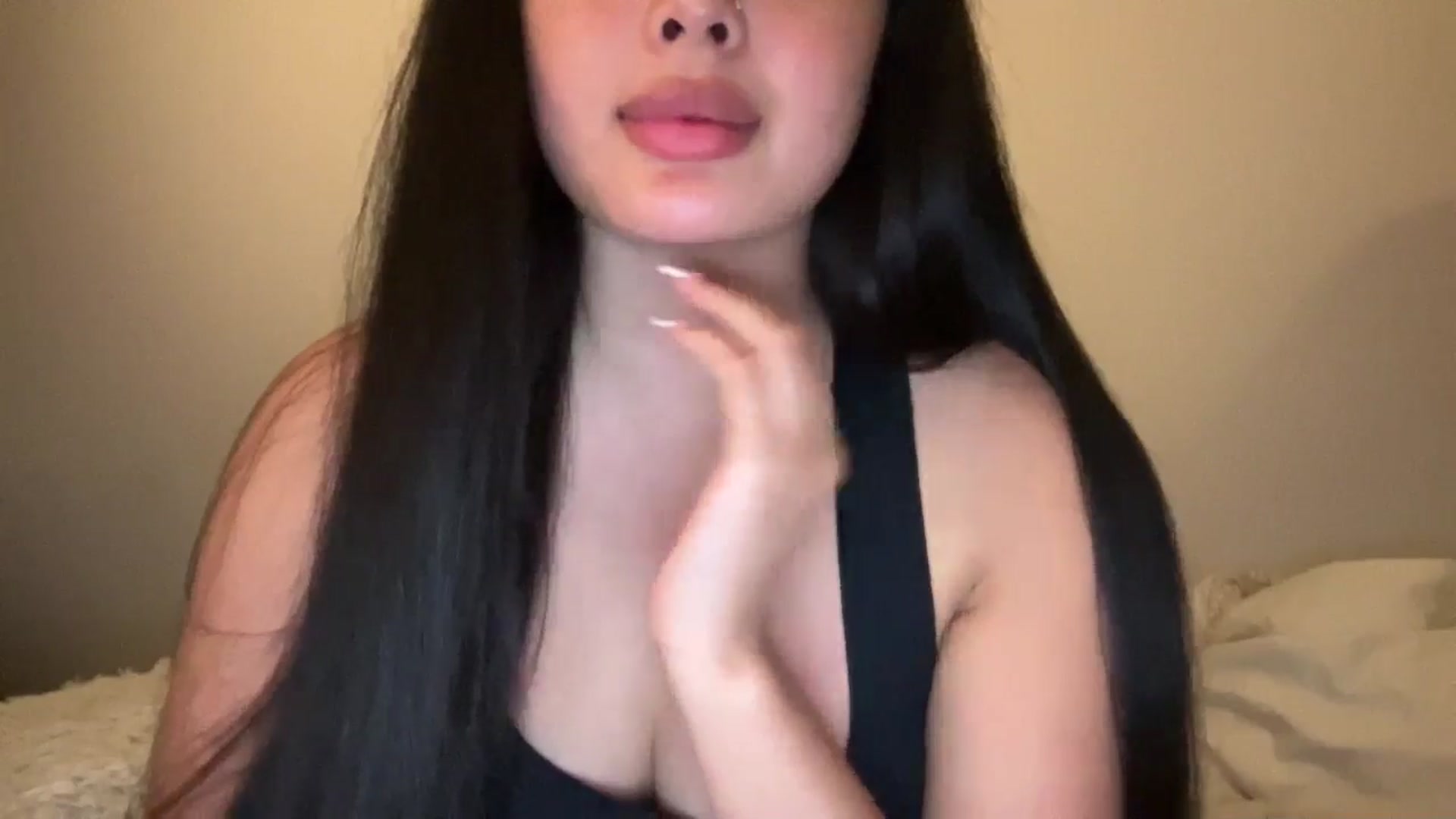 Gallery image thumbnail from MsAkira's myfreecams stream on, 08/29/2024, 03:58 image 9 of 20