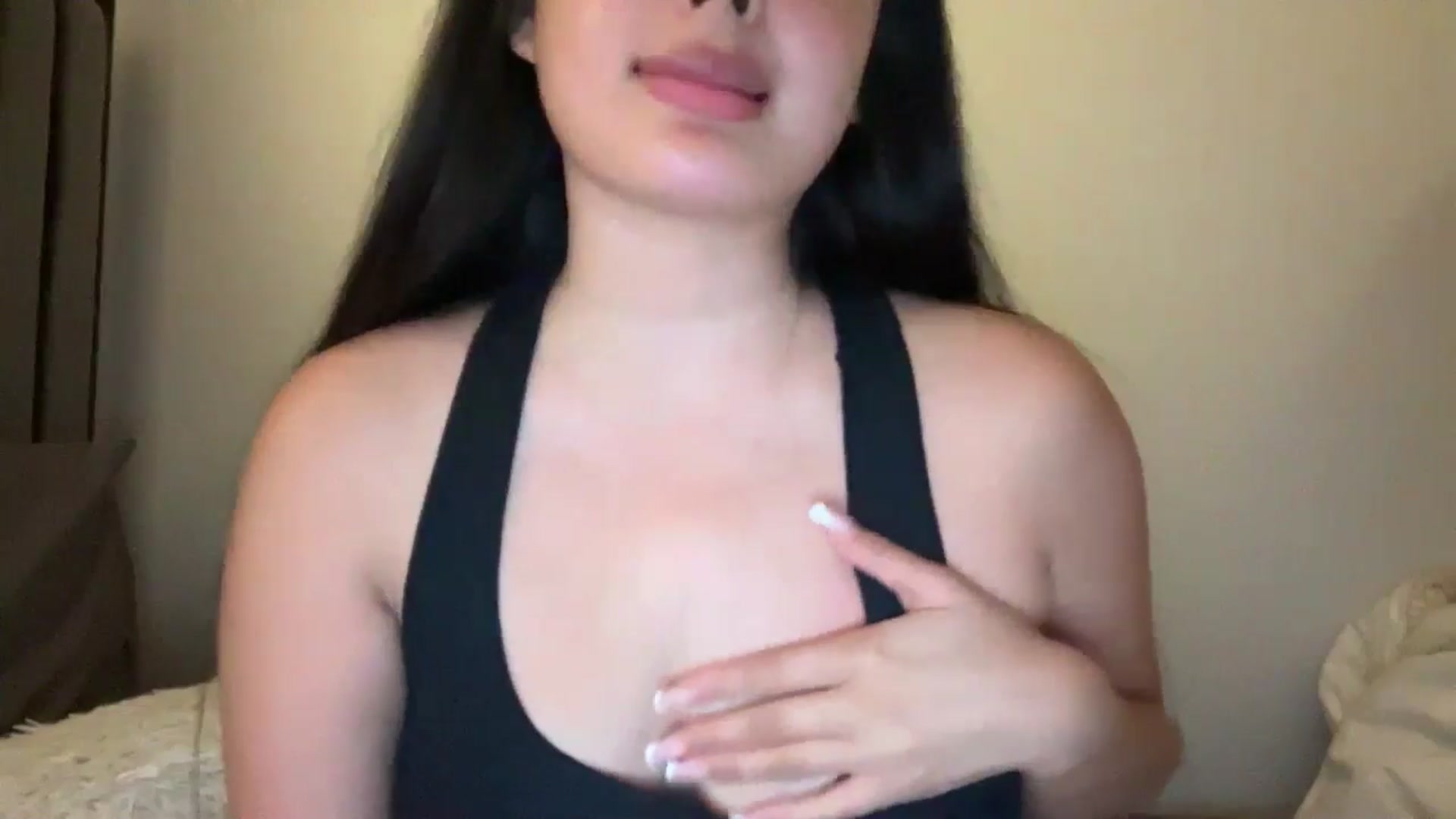 Gallery image thumbnail from MsAkira's myfreecams stream on, 08/29/2024, 03:58 image 5 of 20