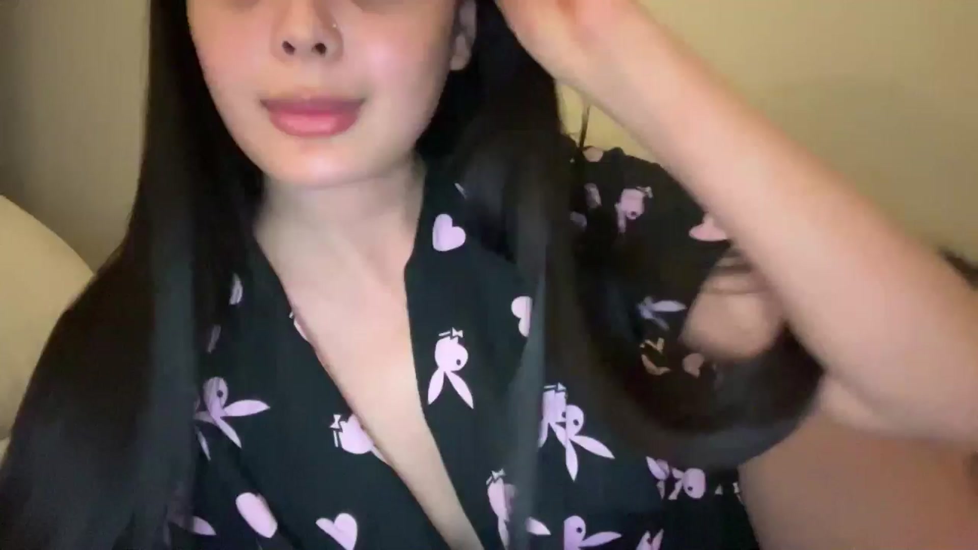 Gallery image thumbnail from MsAkira's myfreecams stream on, 09/18/2024, 02:00 image 1 of 20