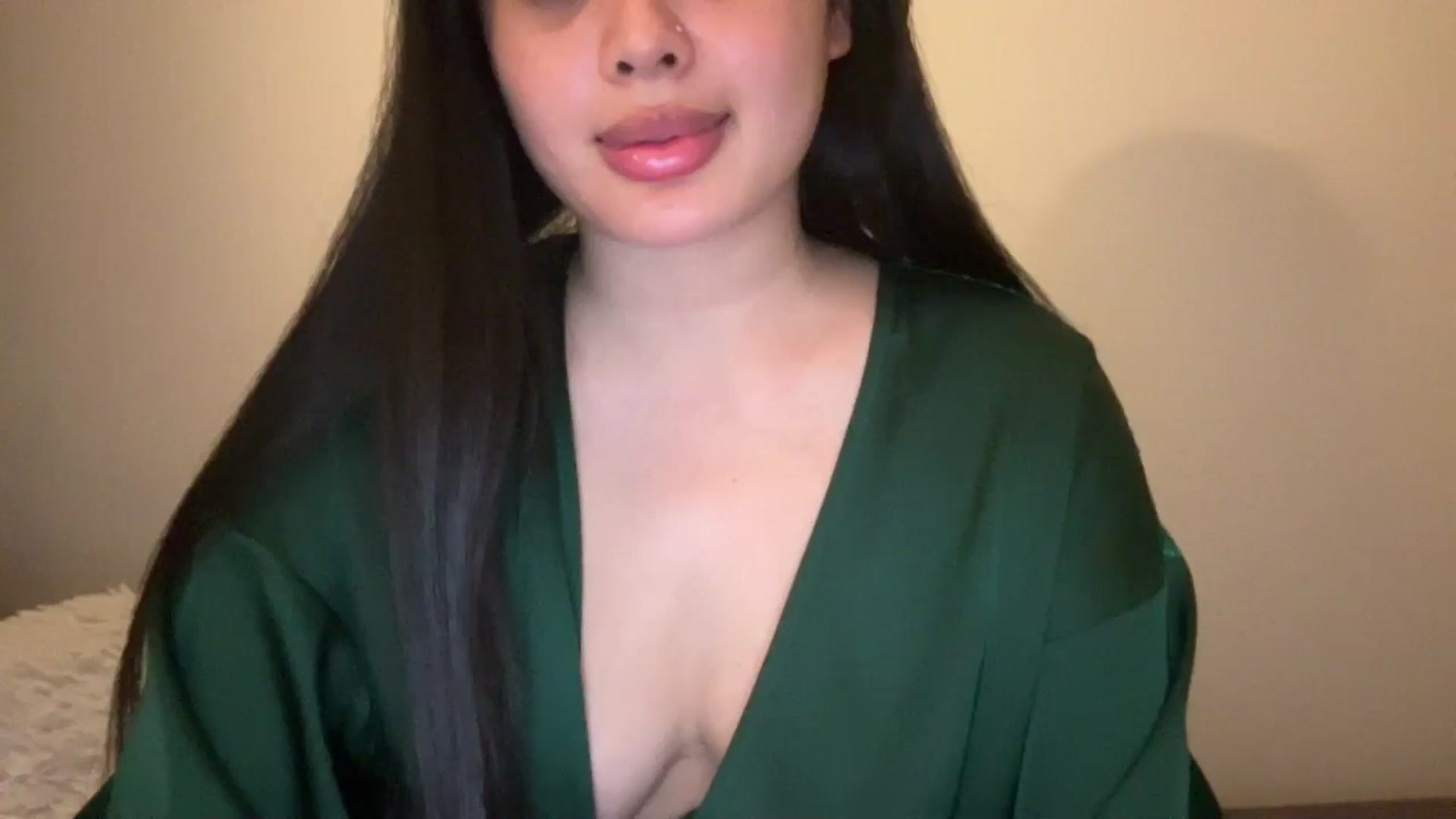 Gallery image thumbnail from MsAkira's myfreecams stream on, 10/05/2024, 05:52 image 18 of 20