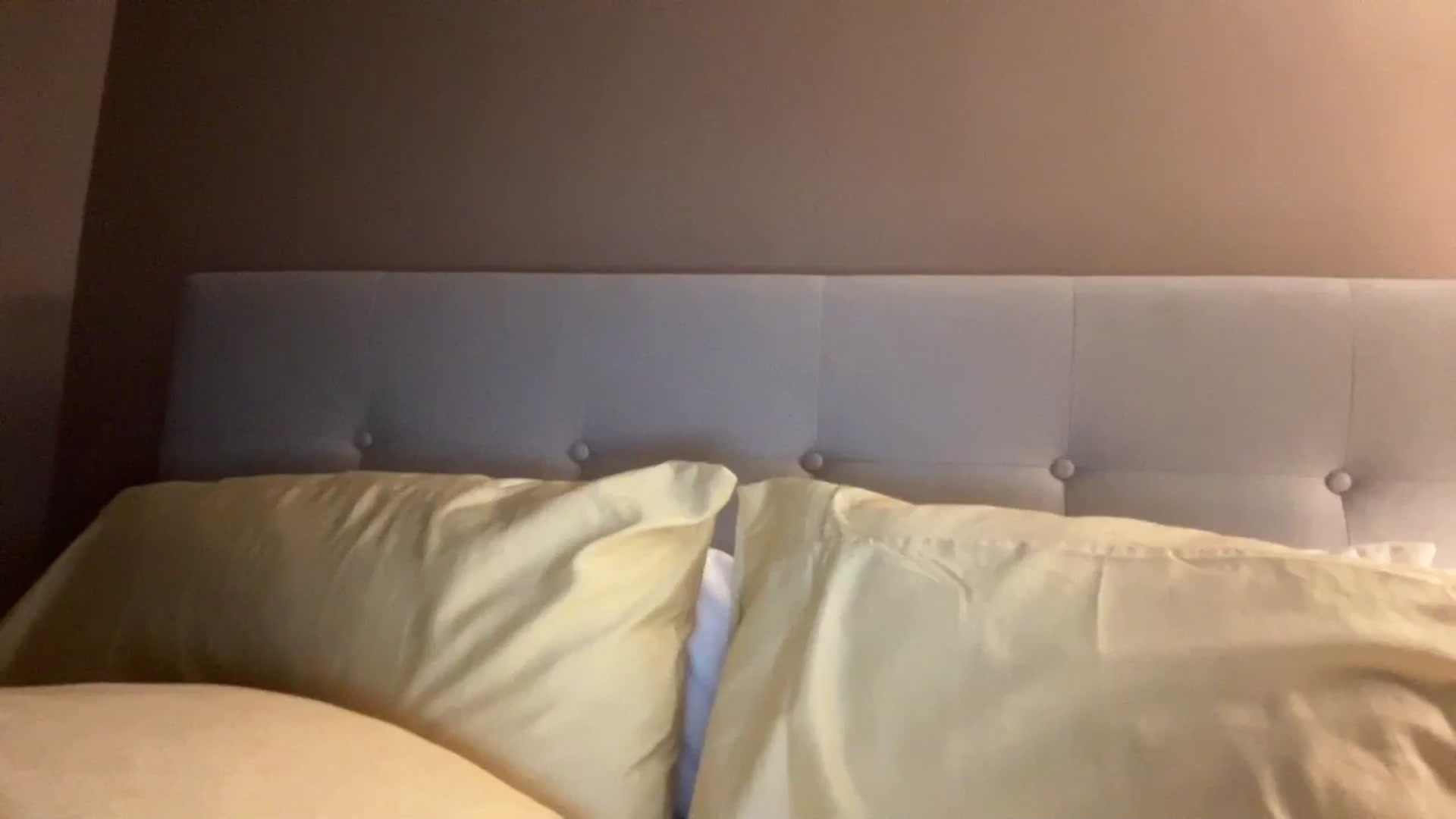 Gallery image thumbnail from MsAkira's myfreecams stream on, 10/06/2024, 24:48 image 9 of 20