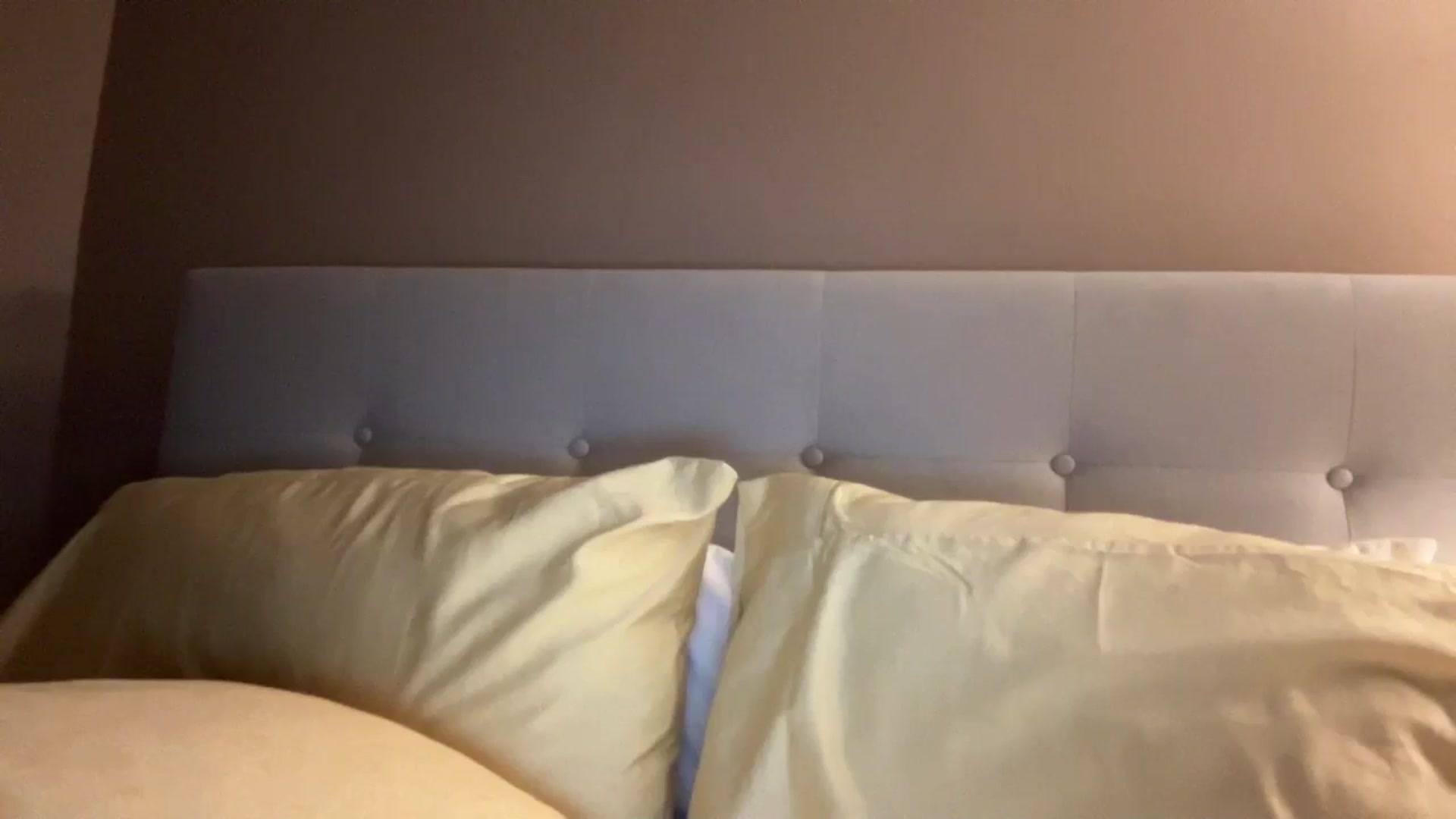 Gallery image thumbnail from MsAkira's myfreecams stream on, 10/06/2024, 24:48 image 8 of 20