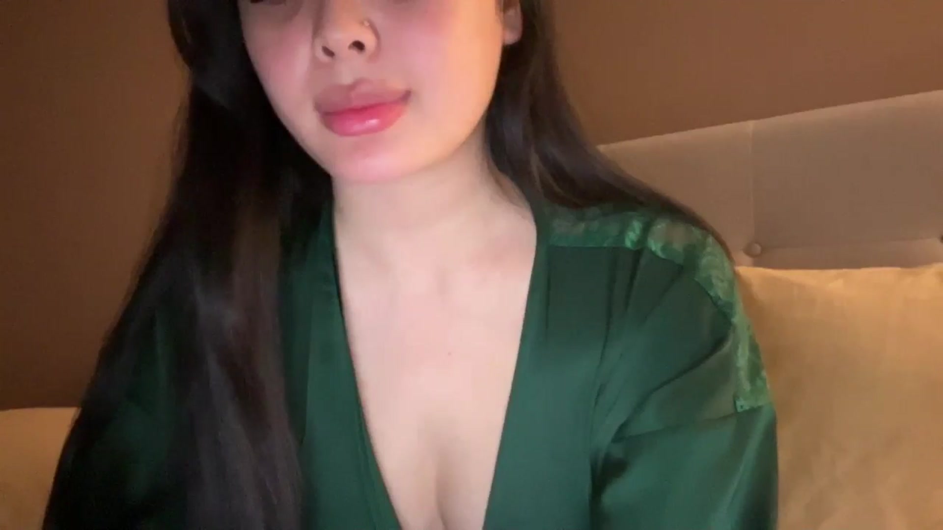 Gallery image thumbnail from MsAkira's myfreecams stream on, 10/10/2024, 03:09 image 20 of 20