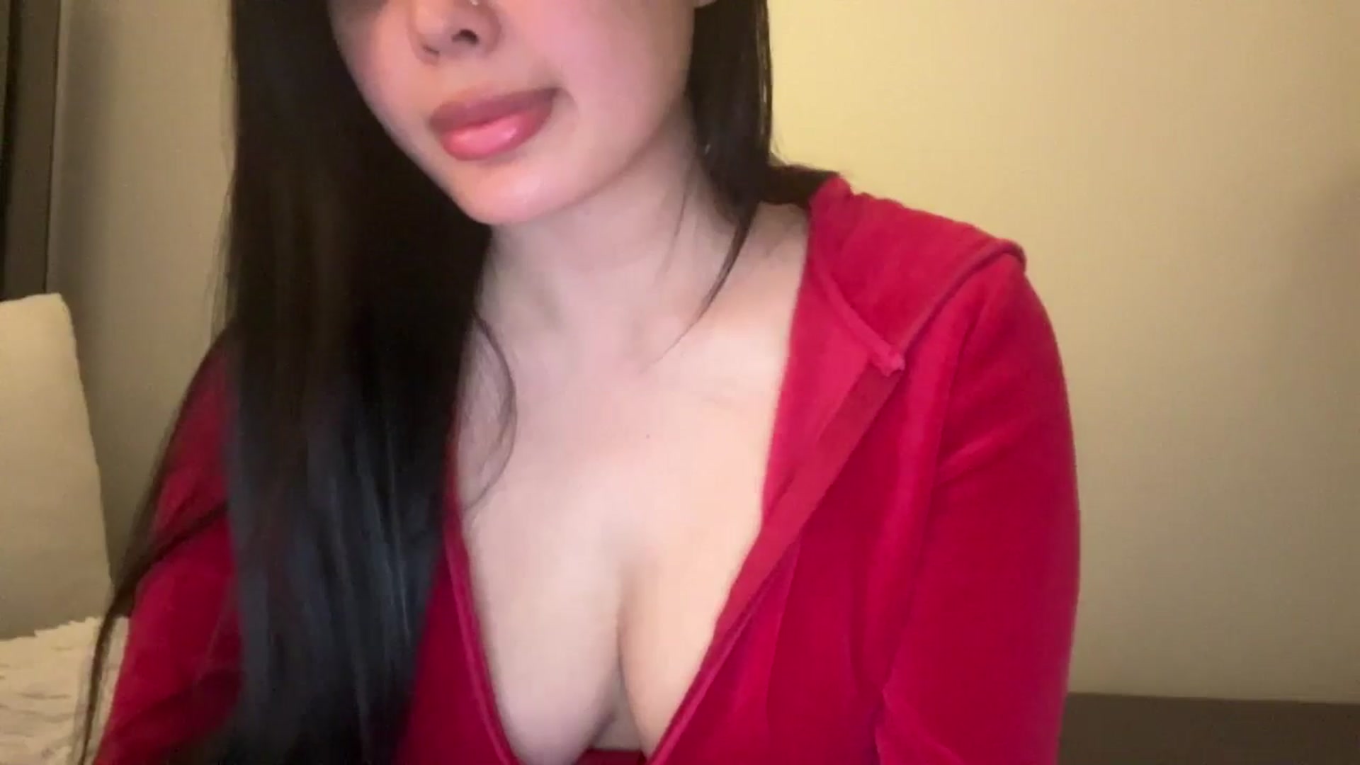 Gallery image thumbnail from MsAkira's myfreecams stream on, 10/15/2024, 06:40 image 18 of 20