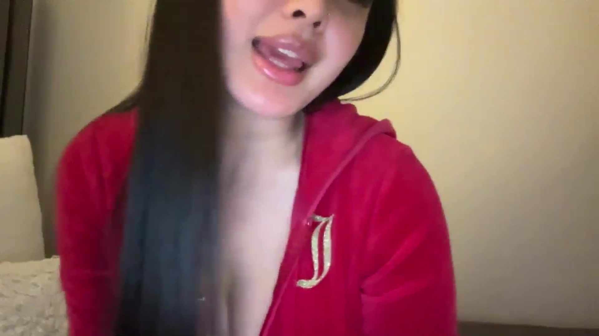 Gallery image thumbnail from MsAkira's myfreecams stream on, 10/15/2024, 06:40 image 6 of 20
