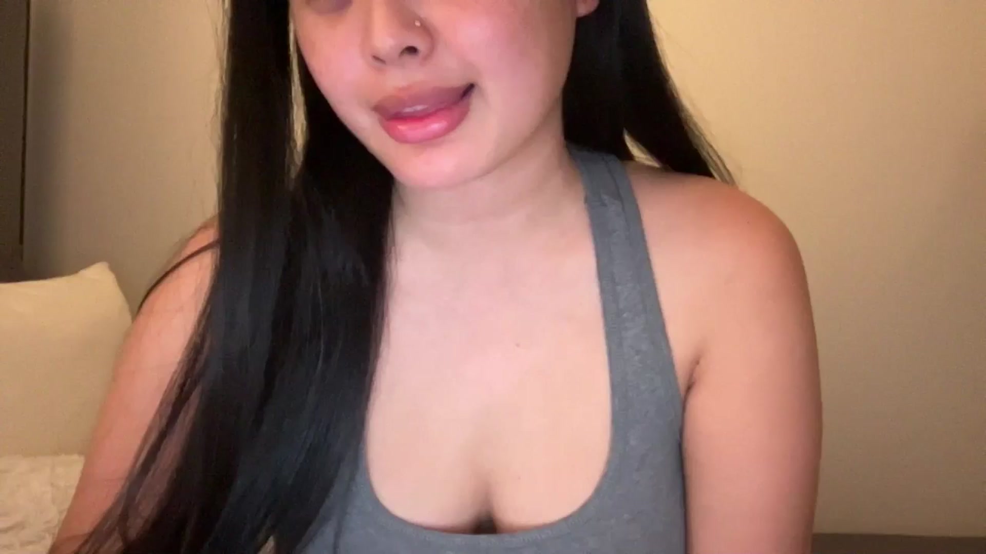 Gallery image thumbnail from MsAkira's myfreecams stream on, 10/18/2024, 24:17 image 1 of 20
