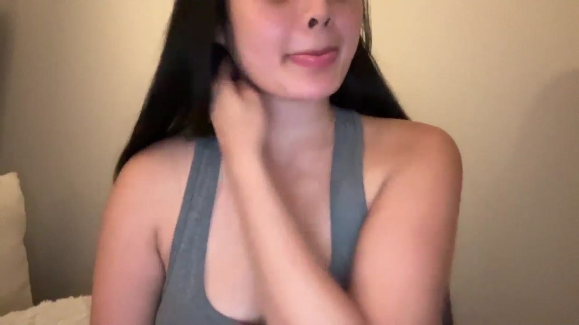 Gallery image thumbnail from MsAkira's myfreecams stream on, 10/18/2024, 24:17 image 11 of 20