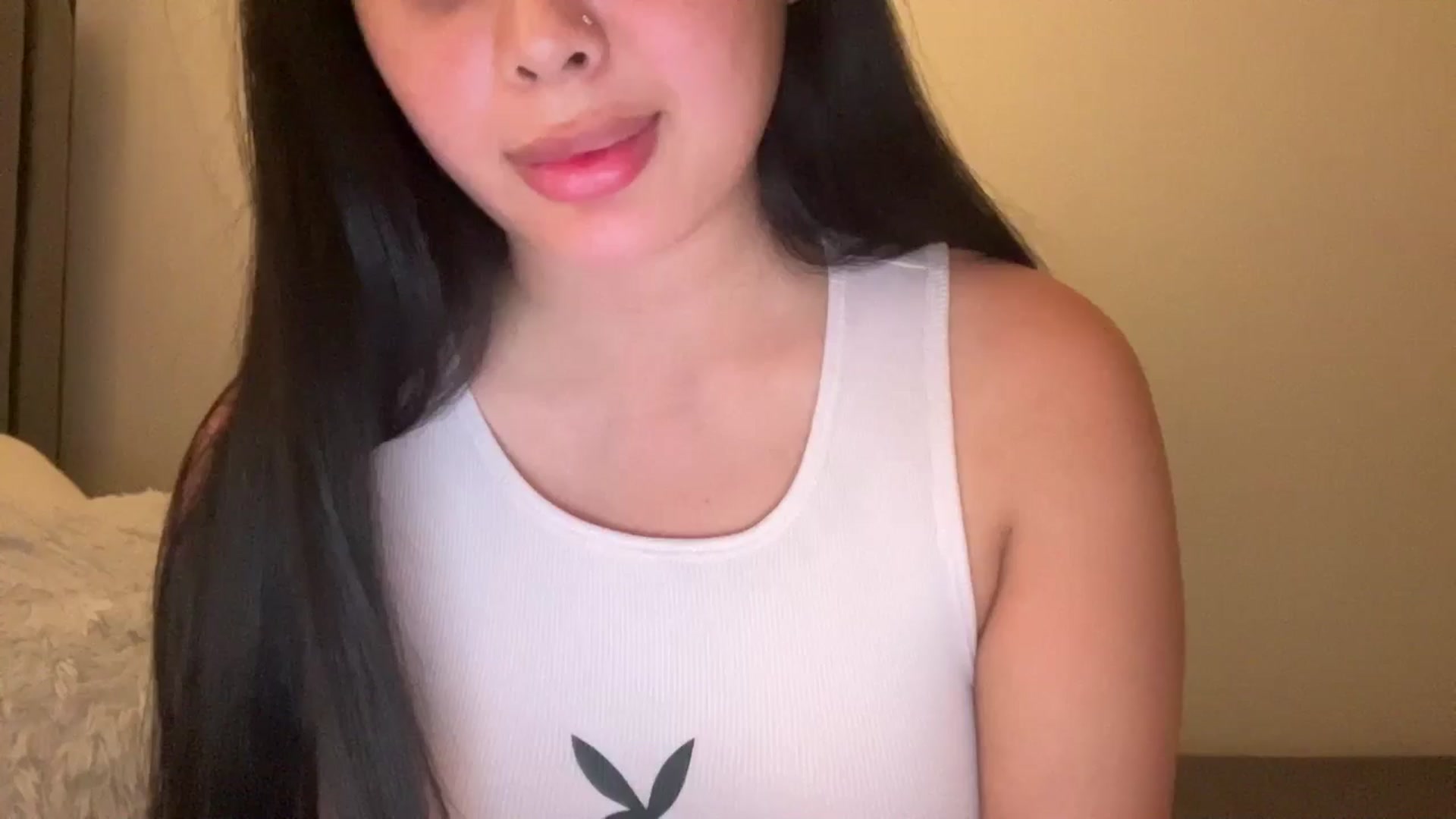Gallery image thumbnail from MsAkira's myfreecams stream on, 10/21/2024, 03:49 image 10 of 20