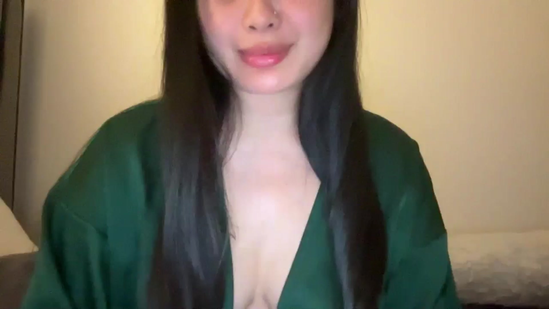 Gallery image thumbnail from MsAkira's myfreecams stream on, 10/23/2024, 03:11 image 4 of 20