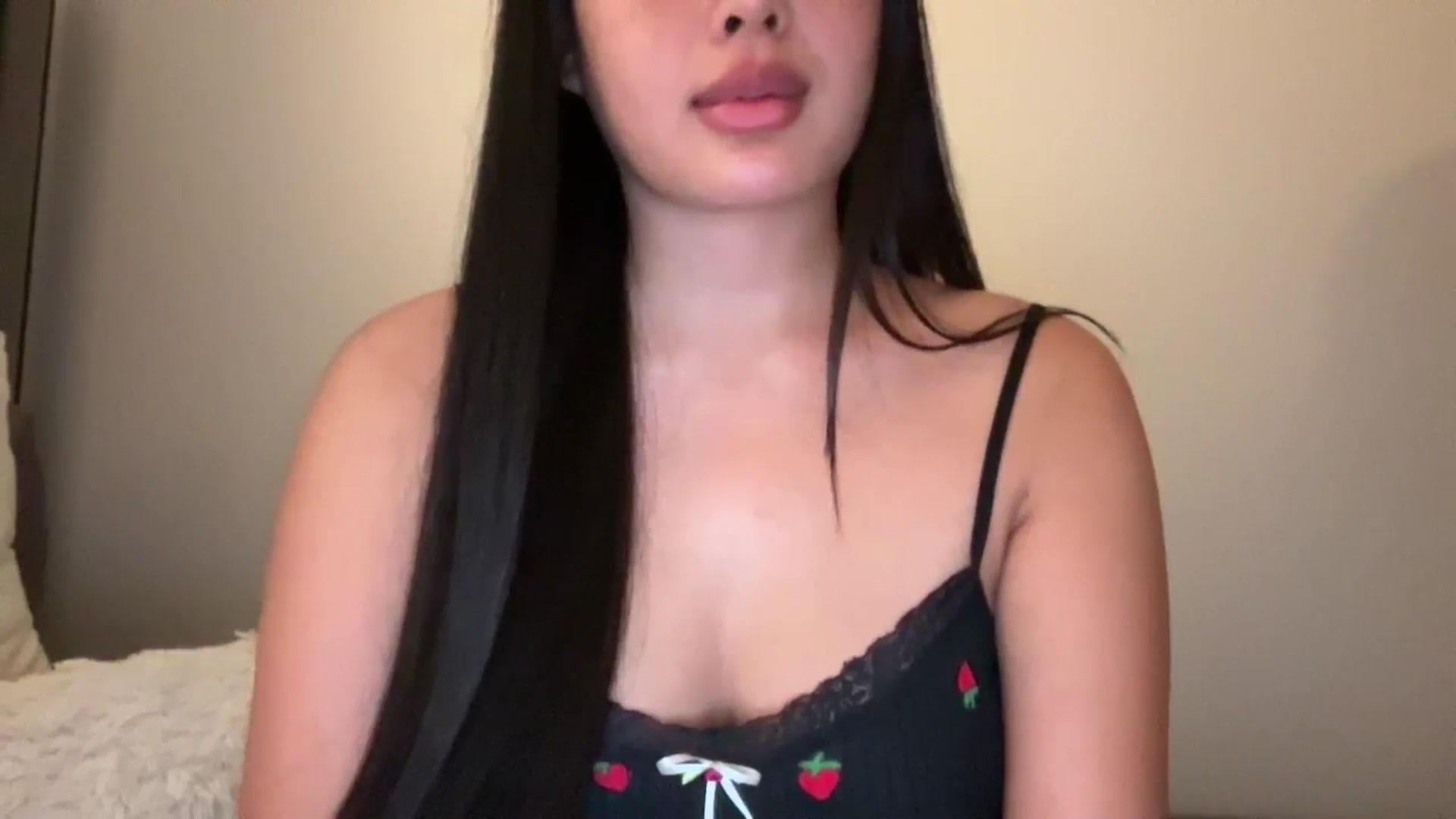 Gallery image thumbnail from MsAkira's myfreecams stream on, 11/06/2024, 21:24 image 7 of 20