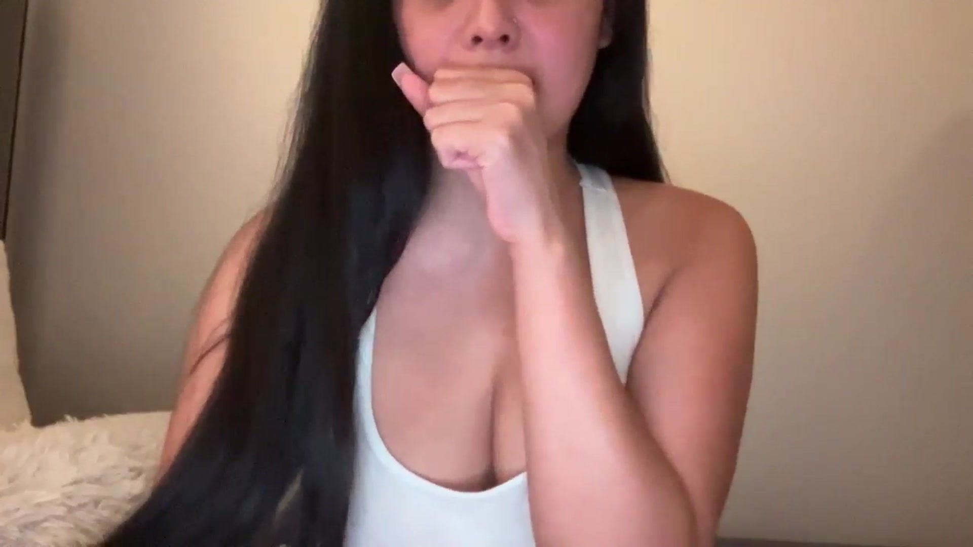 Gallery image thumbnail from MsAkira's myfreecams stream on, 11/08/2024, 16:14 image 14 of 20