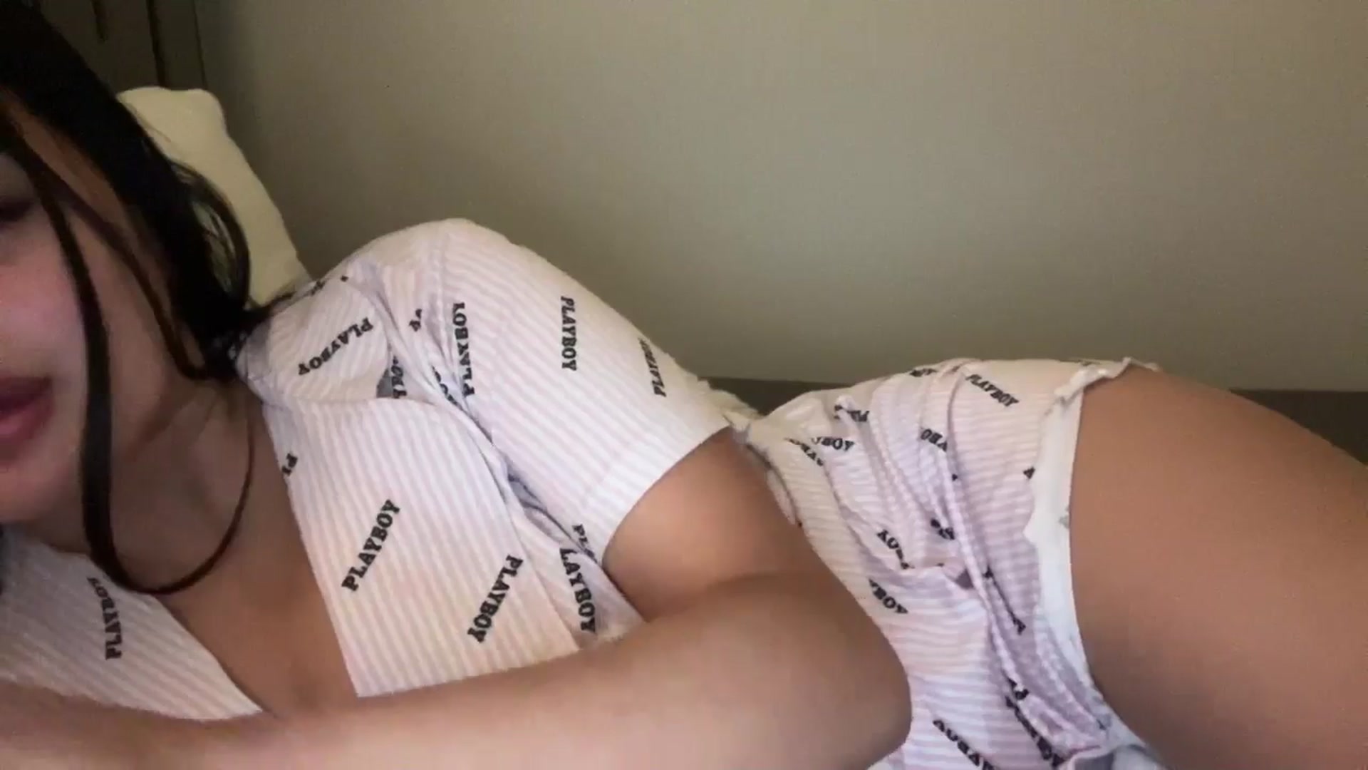Gallery image thumbnail from MsAkira's myfreecams stream on, 11/12/2024, 16:51 image 5 of 20