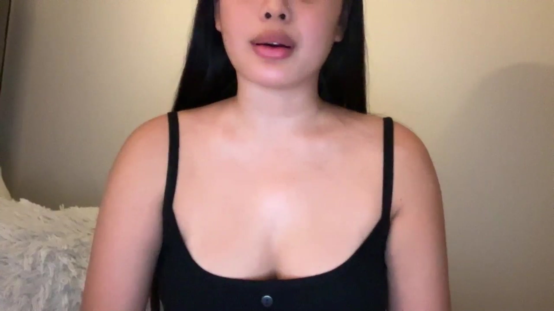 Gallery image thumbnail from MsAkira's myfreecams stream on, 11/14/2024, 21:20 image 5 of 20