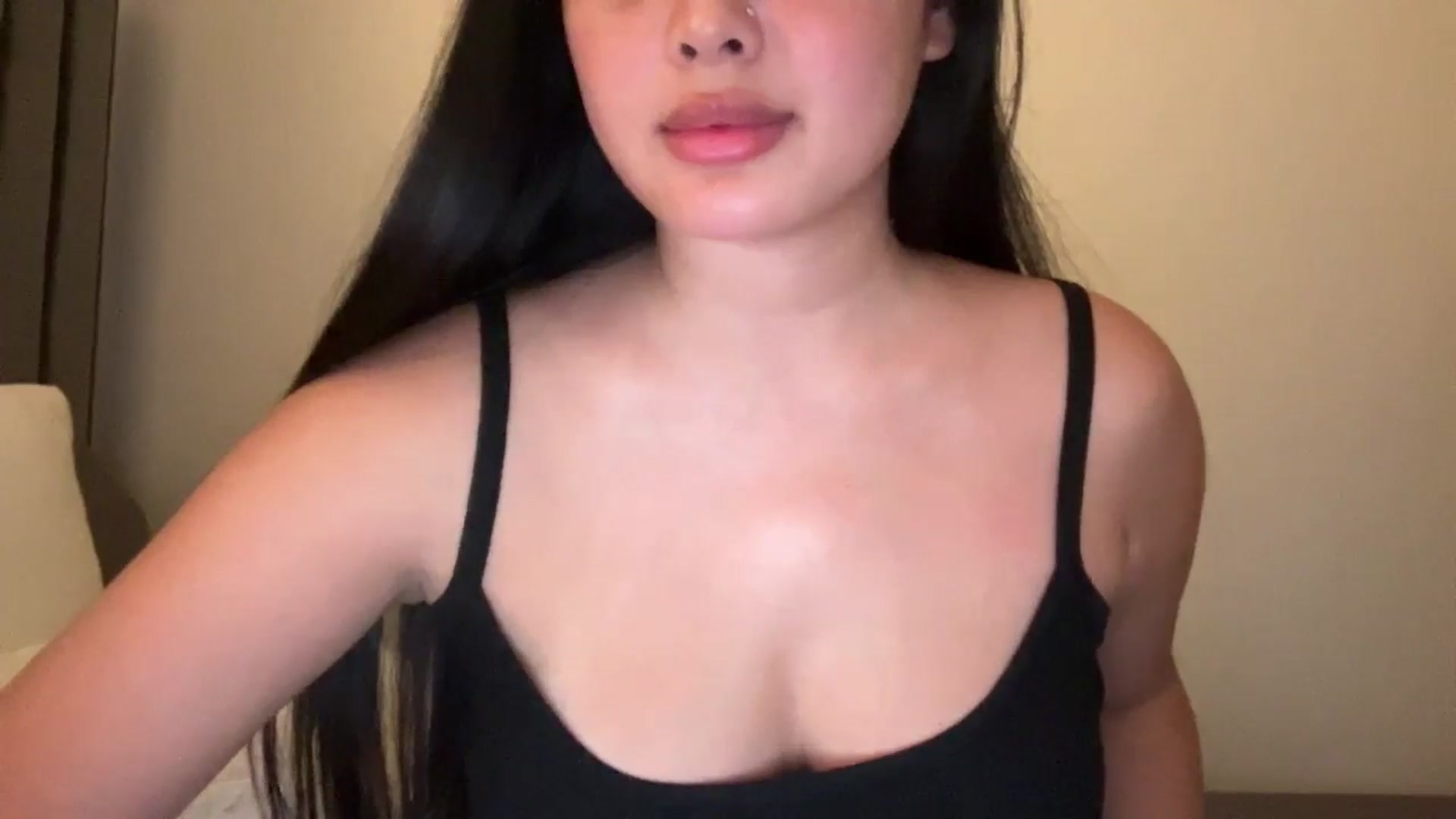 Gallery image thumbnail from MsAkira's myfreecams stream on, 11/15/2024, 04:25 image 3 of 20