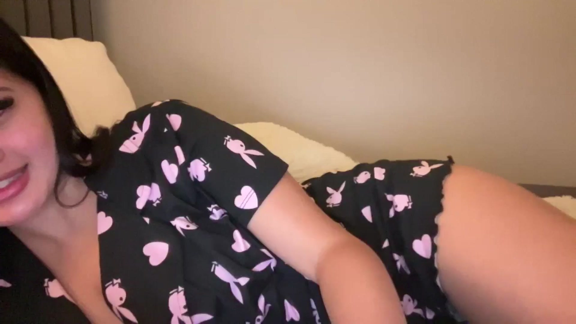 Gallery image thumbnail from MsAkira's myfreecams stream on, 12/05/2024, 02:49 image 4 of 20