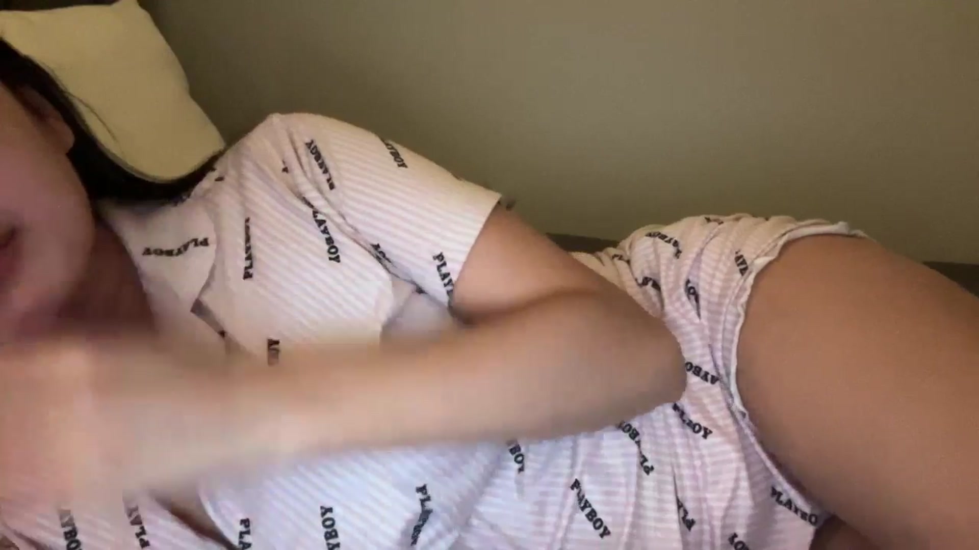 Gallery image thumbnail from MsAkira's myfreecams stream on, 12/08/2024, 06:59 image 9 of 20