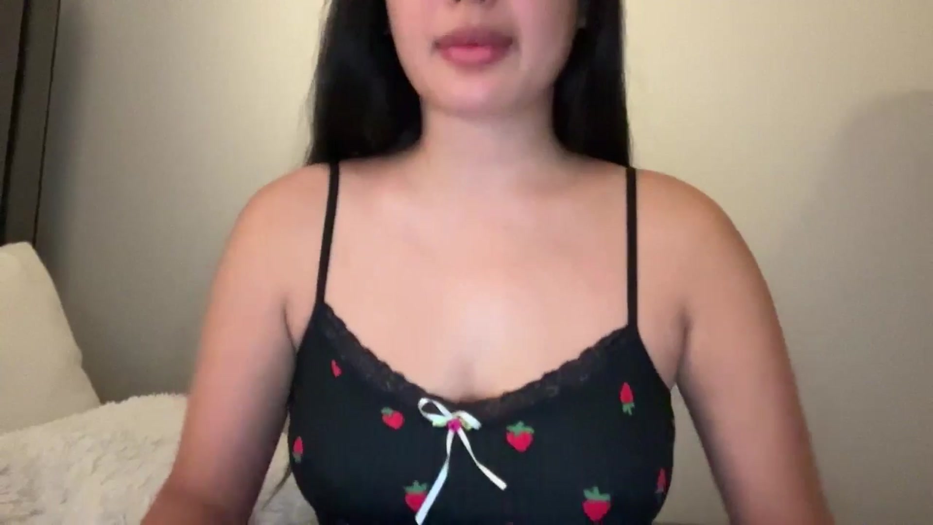 Gallery image thumbnail from MsAkira's myfreecams stream on, 12/13/2024, 17:16 image 2 of 20