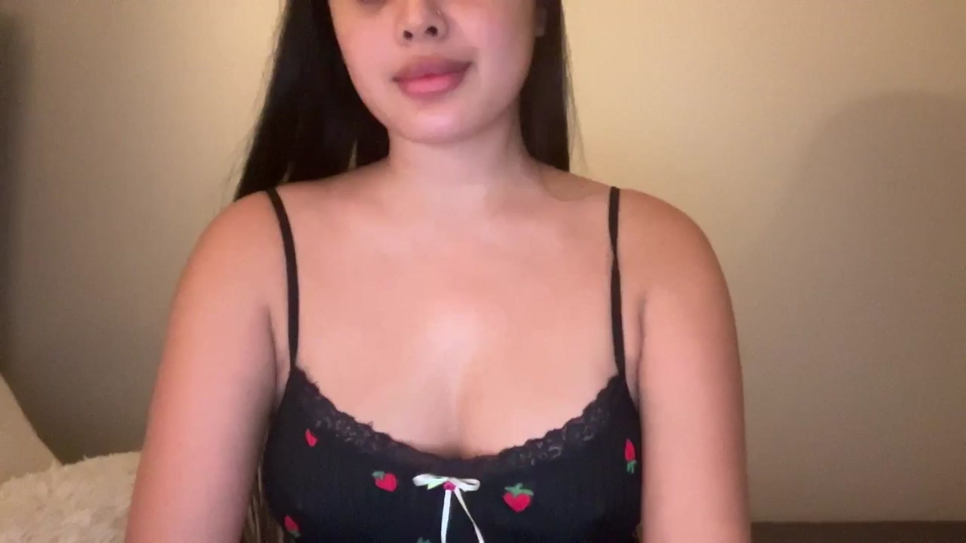 Gallery image thumbnail from MsAkira's myfreecams stream on, 12/14/2024, 04:58 image 11 of 20