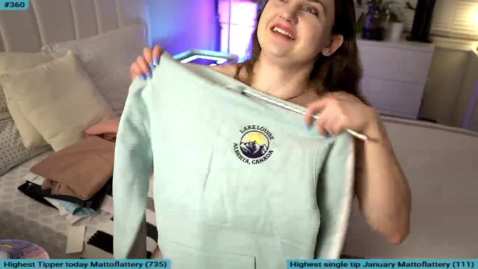 Gallery image thumbnail from MsAmberPeach's myfreecams stream on, 01/07/2025, 02:50 image 17 of 20