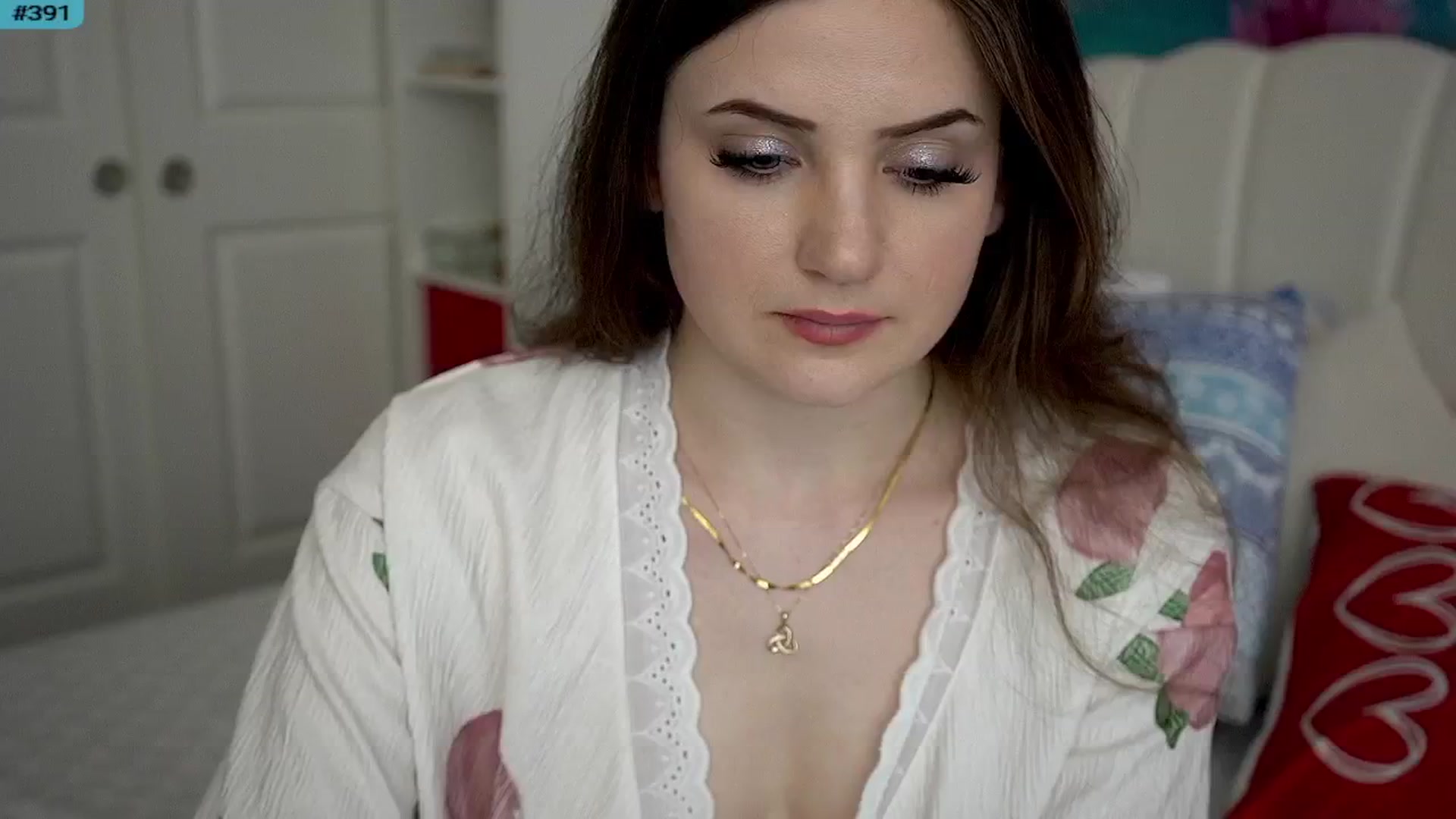 Gallery image thumbnail from MsAmberPeach's myfreecams stream on, 01/28/2025, 22:28 image 14 of 20
