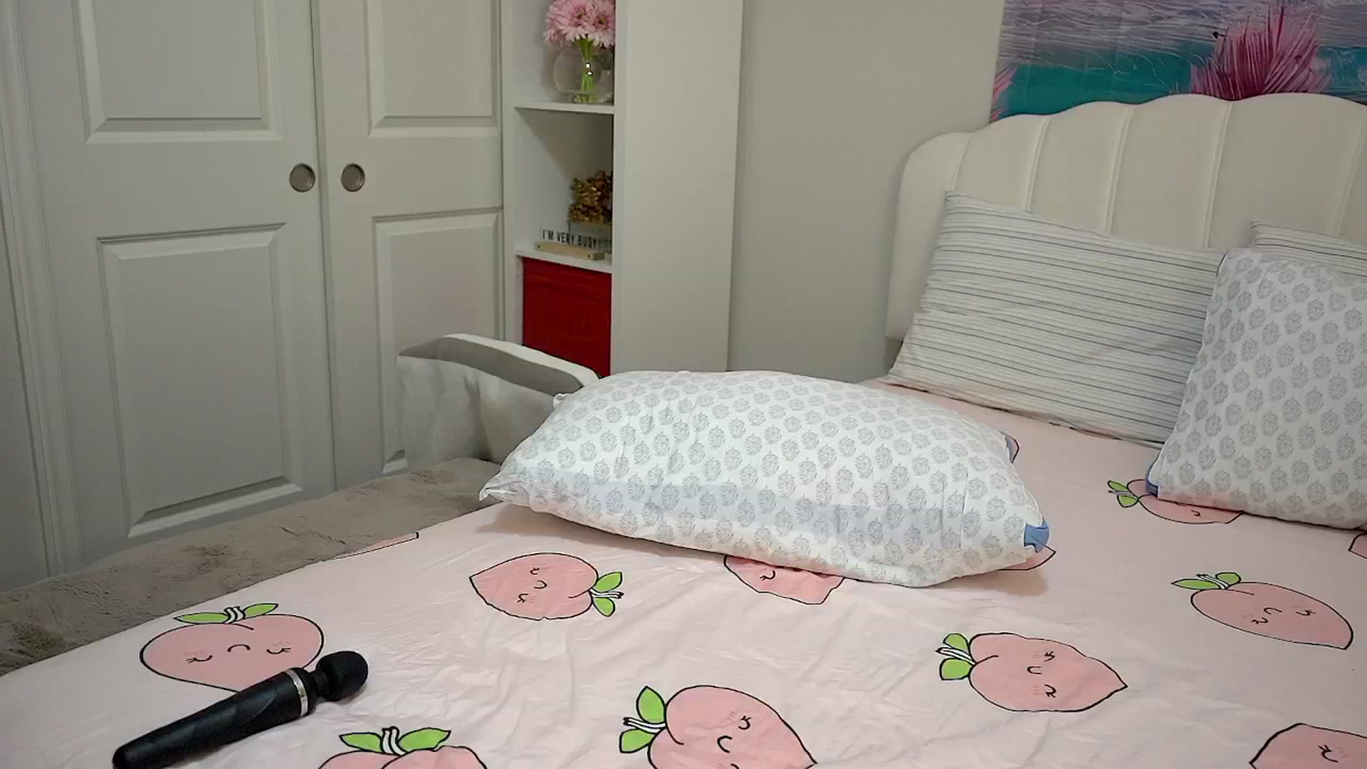 Gallery image thumbnail from MsAmberPeach's myfreecams stream on, 02/19/2025, 06:55 image 18 of 20