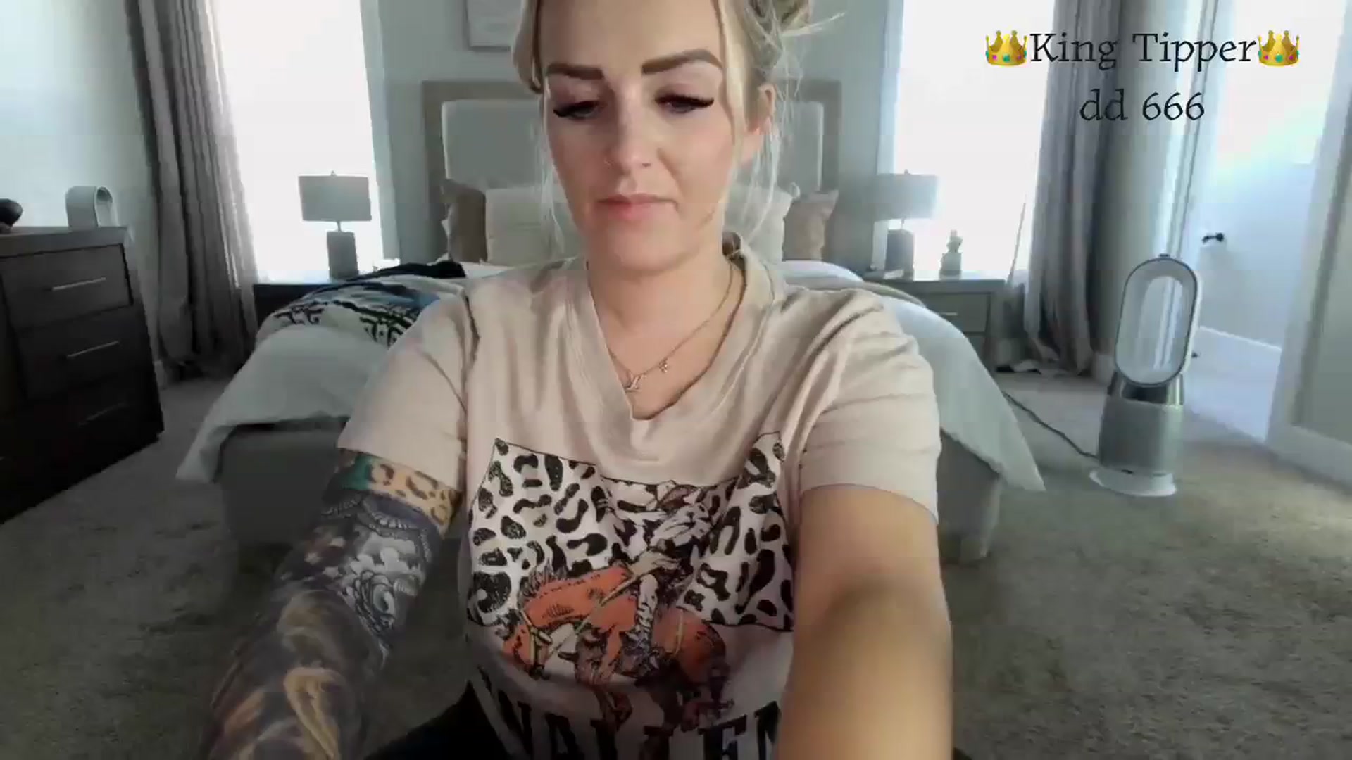 Gallery image thumbnail from MsCheeks's myfreecams stream on, 10/30/2023, 22:39 image 1 of 20