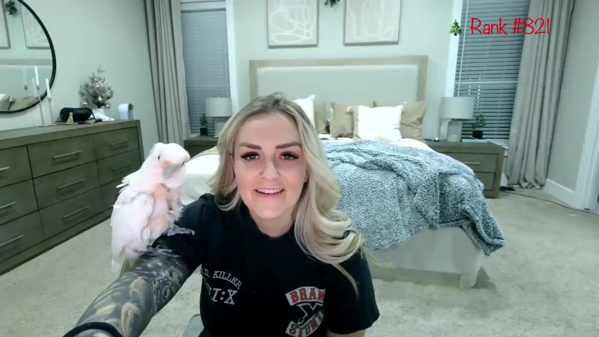Gallery image thumbnail from MsCheeks's myfreecams stream on, 12/07/2023, 01:01 image 13 of 20