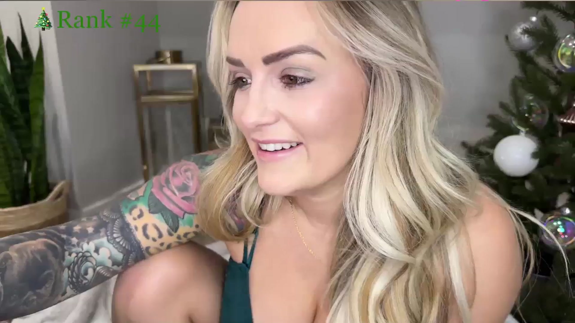 Gallery image thumbnail from MsCheeks's myfreecams stream on, 12/23/2023, 04:22 image 9 of 20