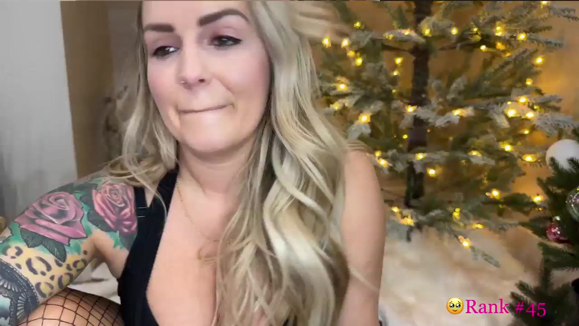 Gallery image thumbnail from MsCheeks's myfreecams stream on, 12/30/2023, 24:02 image 12 of 20