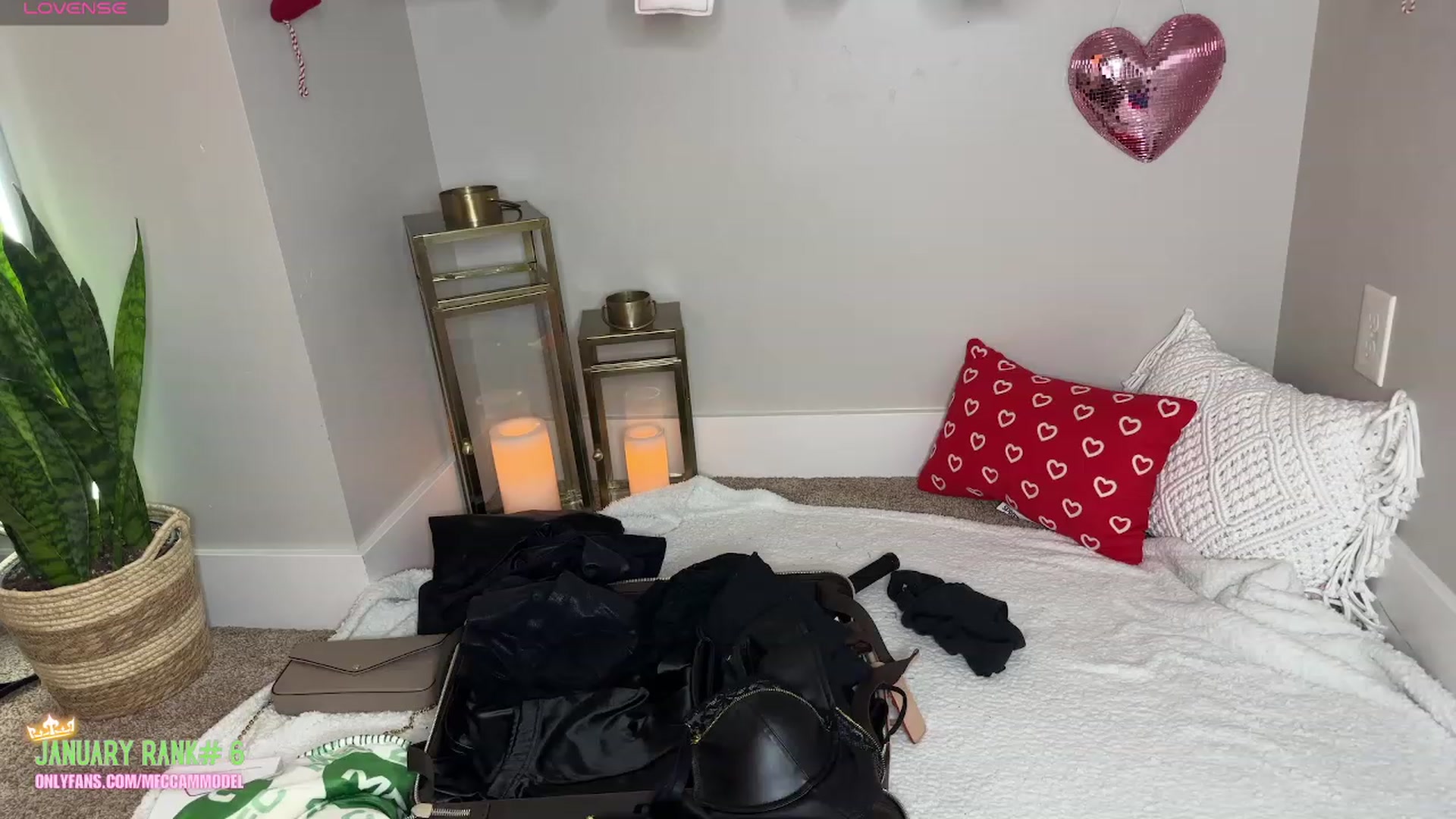 Gallery image thumbnail from MsCheeks's myfreecams stream on, 01/25/2024, 01:59 image 3 of 20