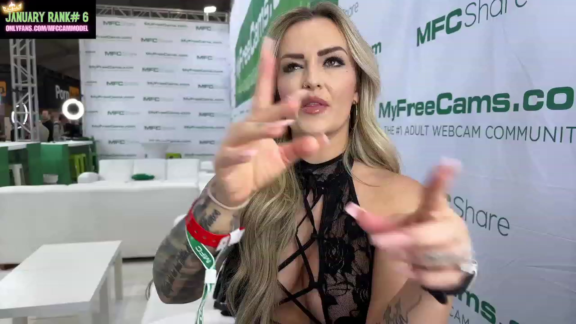 Gallery image thumbnail from MsCheeks's myfreecams stream on, 01/27/2024, 19:24 image 16 of 20