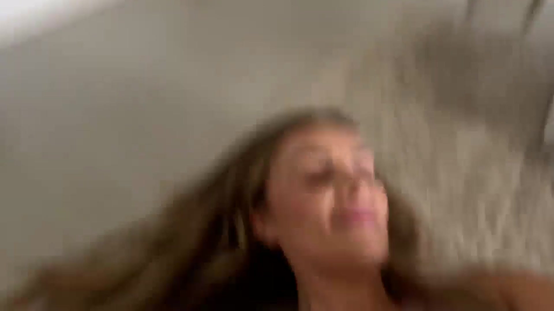Gallery image thumbnail from MsCheeks's myfreecams stream on, 10/29/2024, 21:35 image 8 of 20