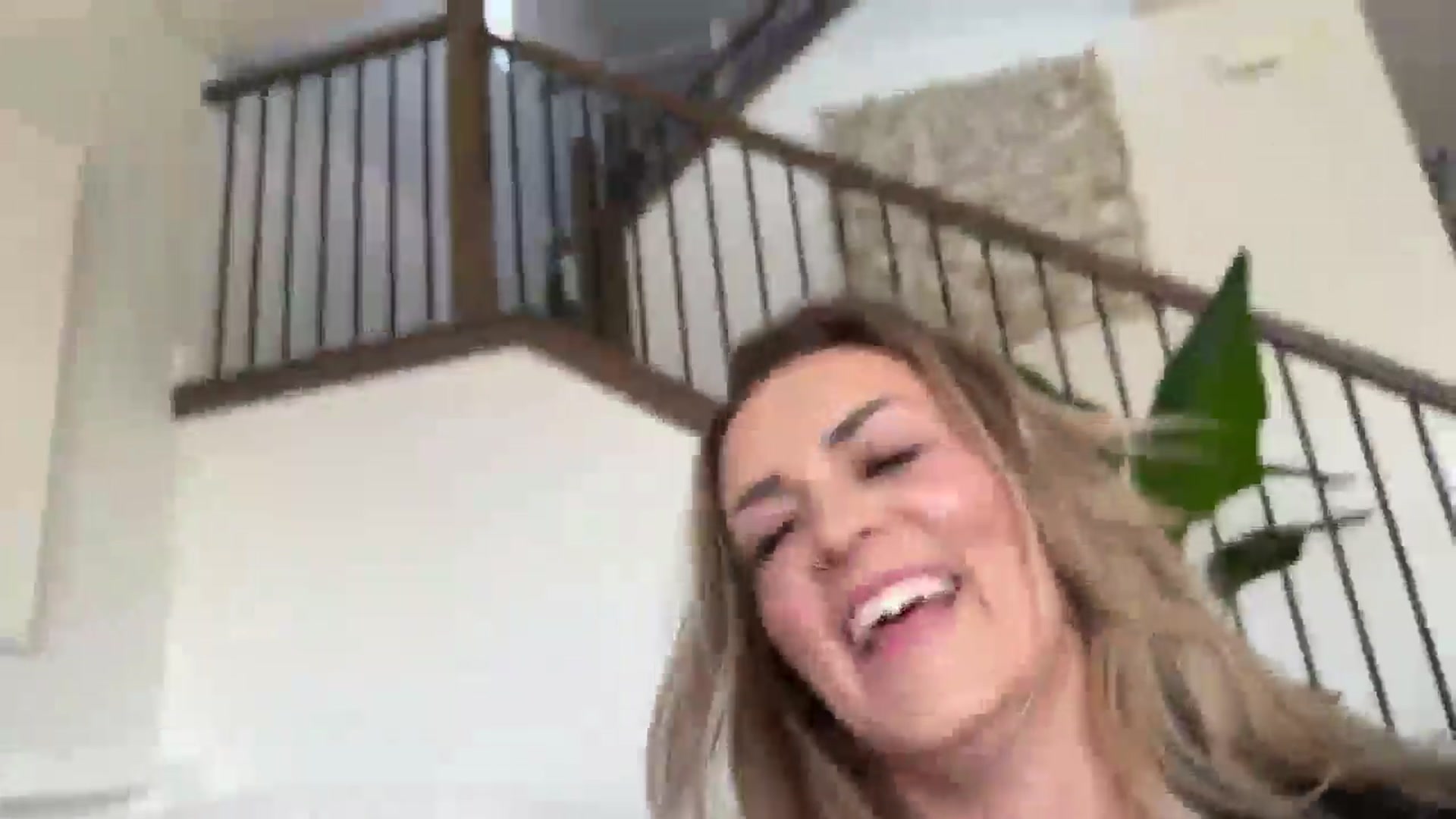 Gallery image thumbnail from MsCheeks's myfreecams stream on, 11/01/2024, 21:25 image 18 of 20