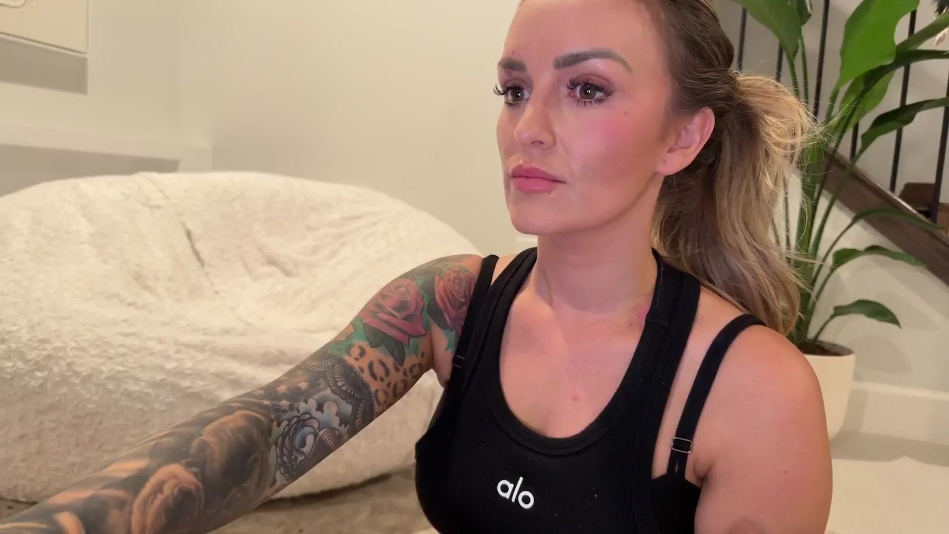 Gallery image thumbnail from MsCheeks's myfreecams stream on, 11/19/2024, 24:01 image 2 of 20