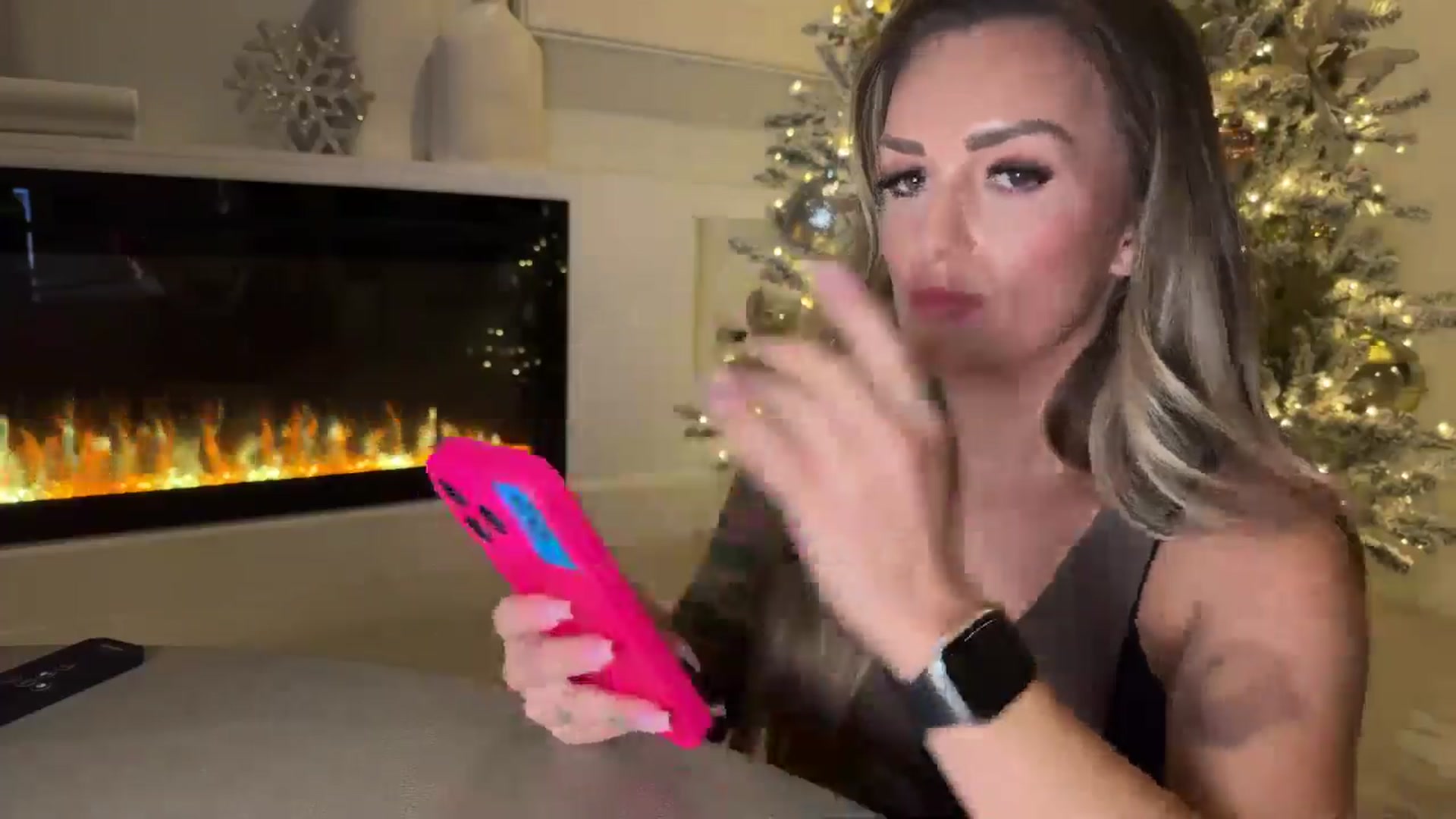 Gallery image thumbnail from MsCheeks's myfreecams stream on, 11/21/2024, 23:32 image 11 of 20