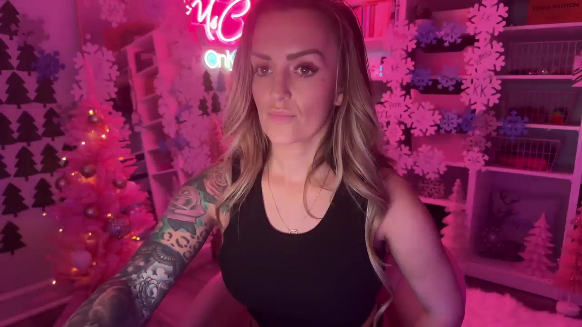 Gallery image thumbnail from MsCheeks's myfreecams stream on, 12/09/2024, 22:48 image 20 of 20