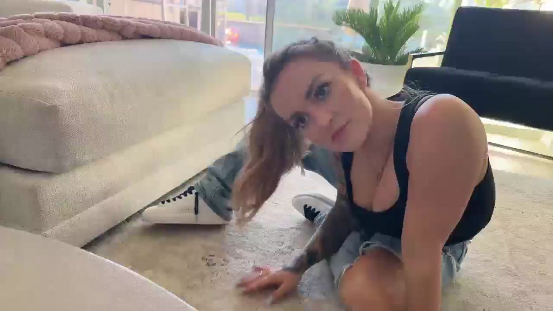 Gallery image thumbnail from MsCheeks's myfreecams stream on, 02/17/2025, 23:30 image 1 of 20