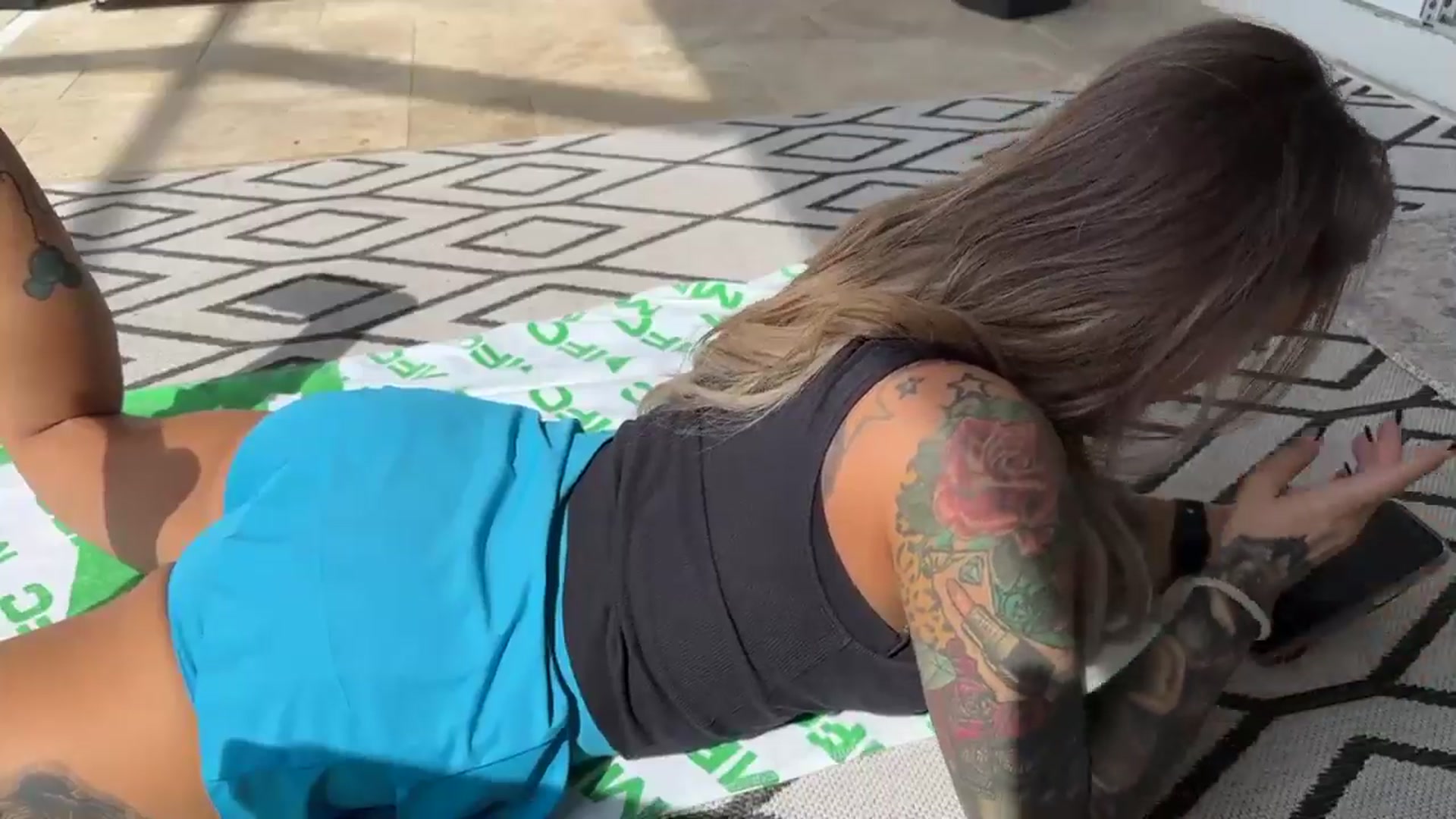 Gallery image thumbnail from MsCheeks's myfreecams stream on, 04/22/2025, 20:24 image 18 of 20