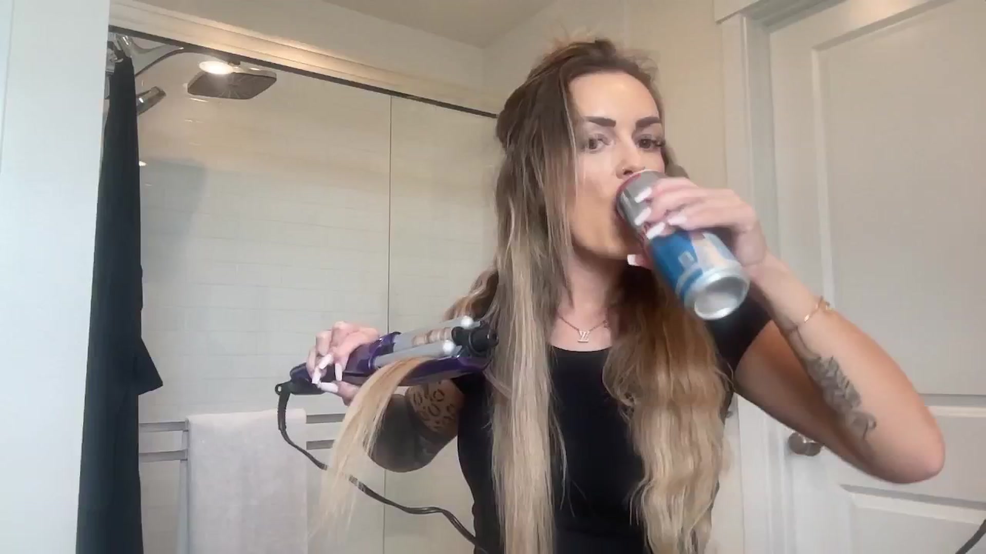 Gallery image thumbnail from MsCheeks's myfreecams stream on, 07/20/2025, 22:05 image 6 of 20