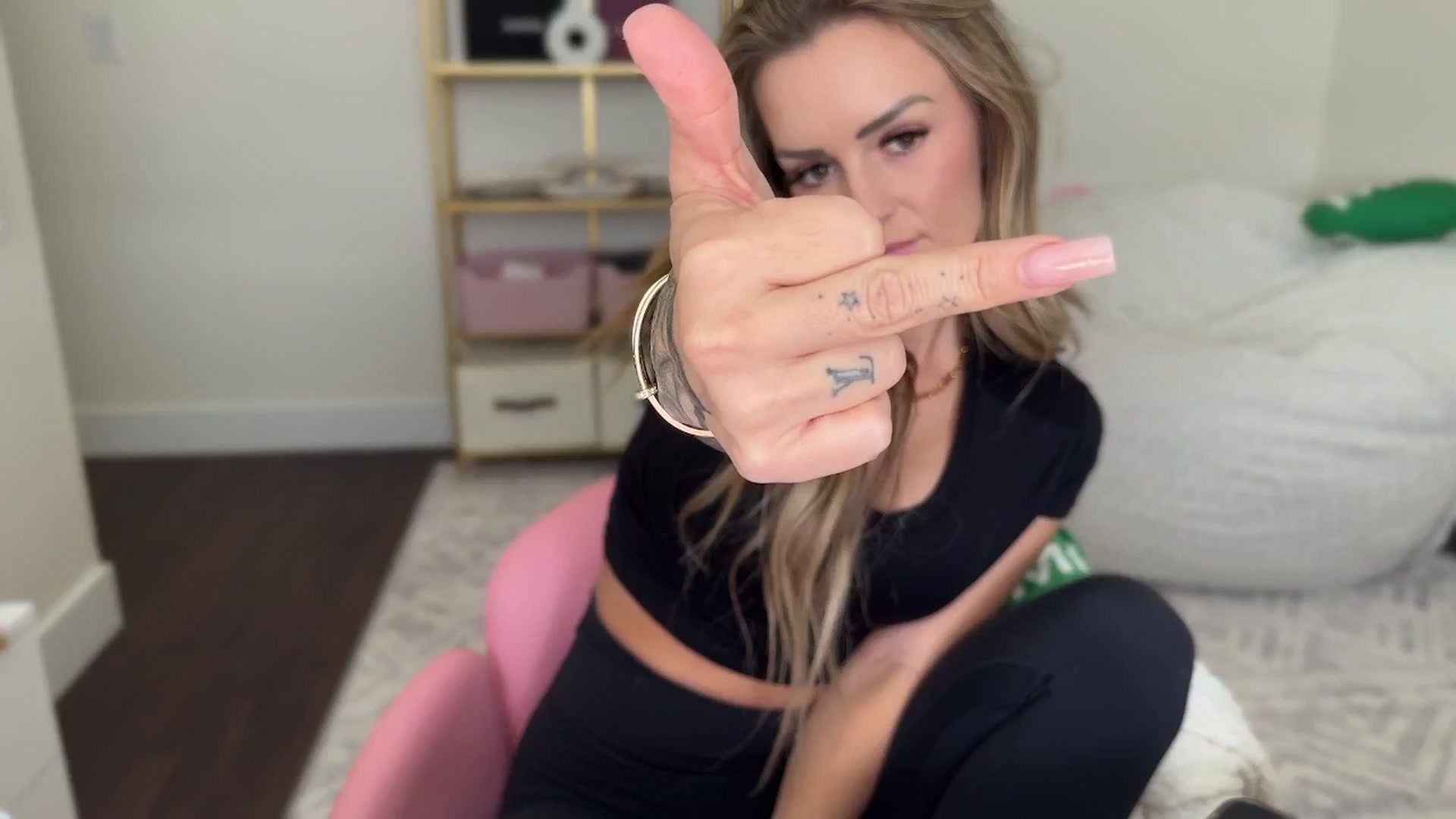Gallery image thumbnail from MsCheeks's myfreecams stream on, 09/08/2025, 22:30 image 7 of 20