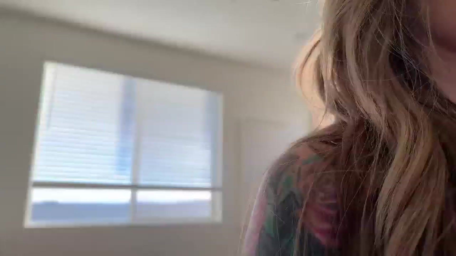 Gallery image thumbnail from MsCheeks's myfreecams stream on, 11/25/2025, 07:59 image 9 of 20