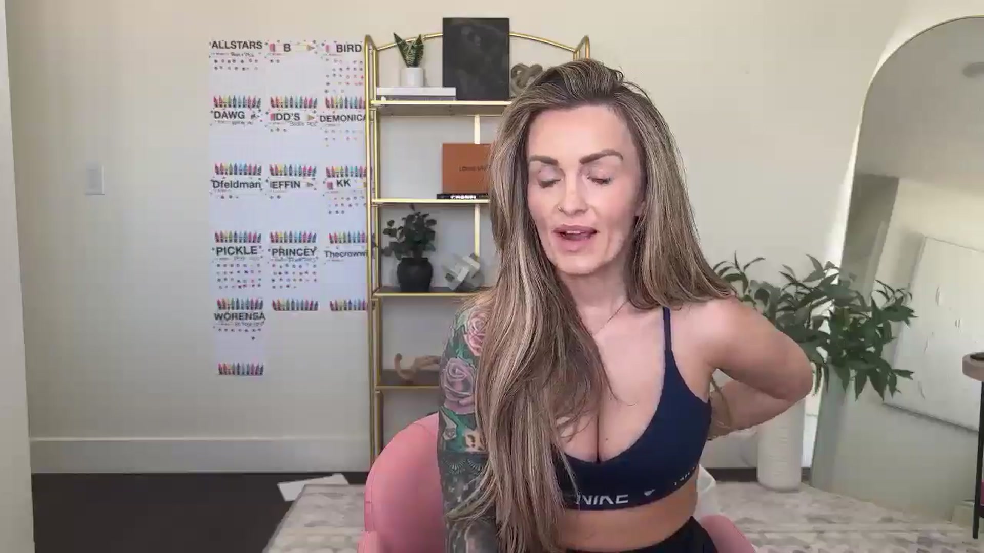 Gallery image thumbnail from MsCheeks's myfreecams stream on, 04/11/2026, 22:12 image 18 of 20
